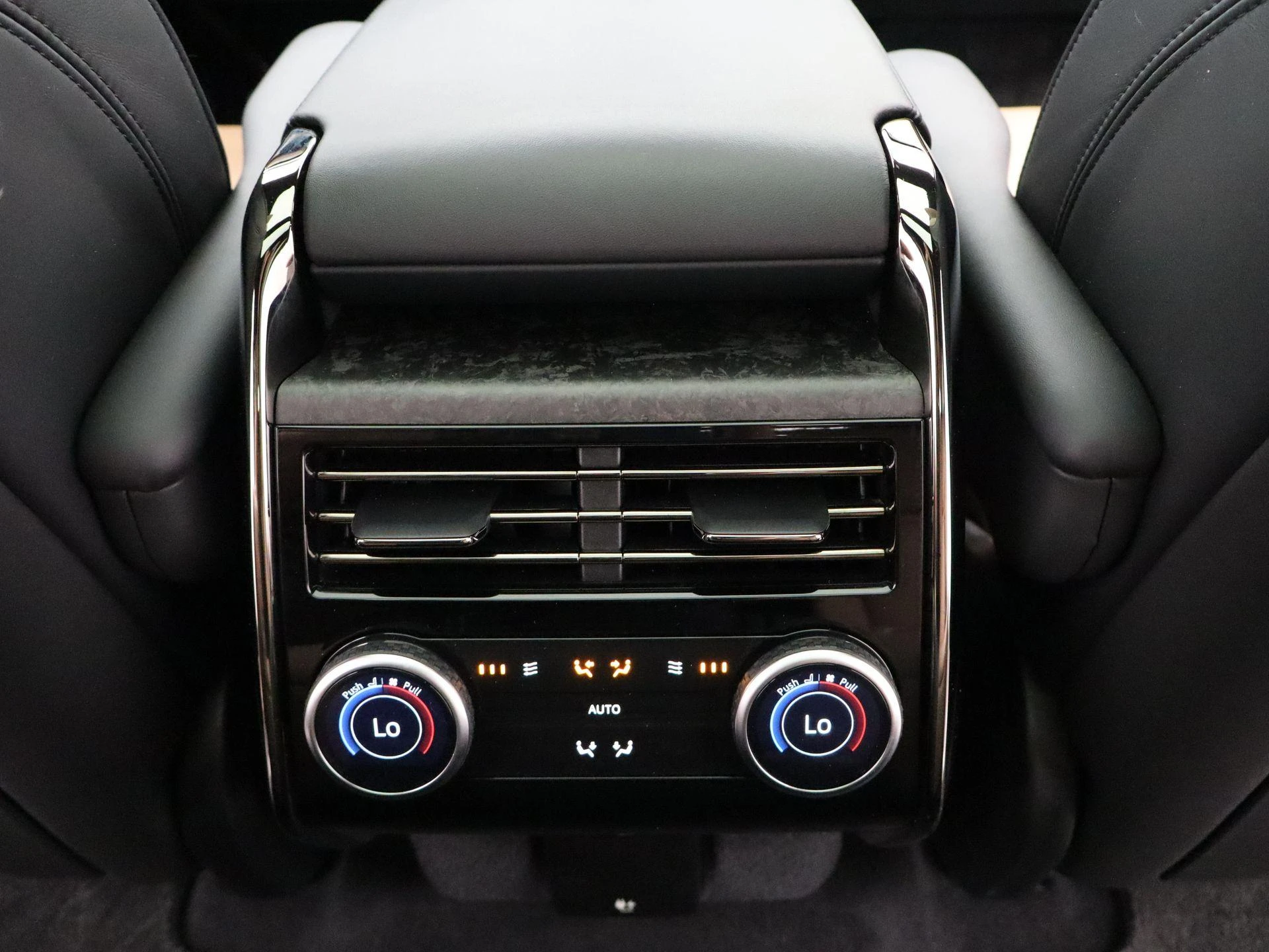 Land Rover-Range Rover Sport-image-36