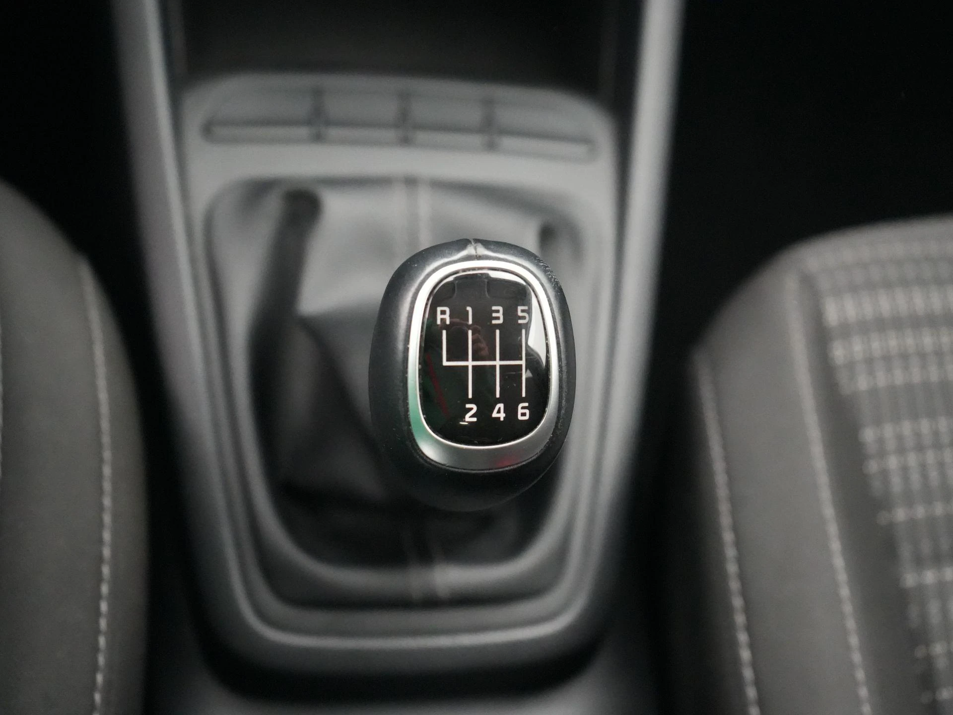 Kia-Stonic-image-9
