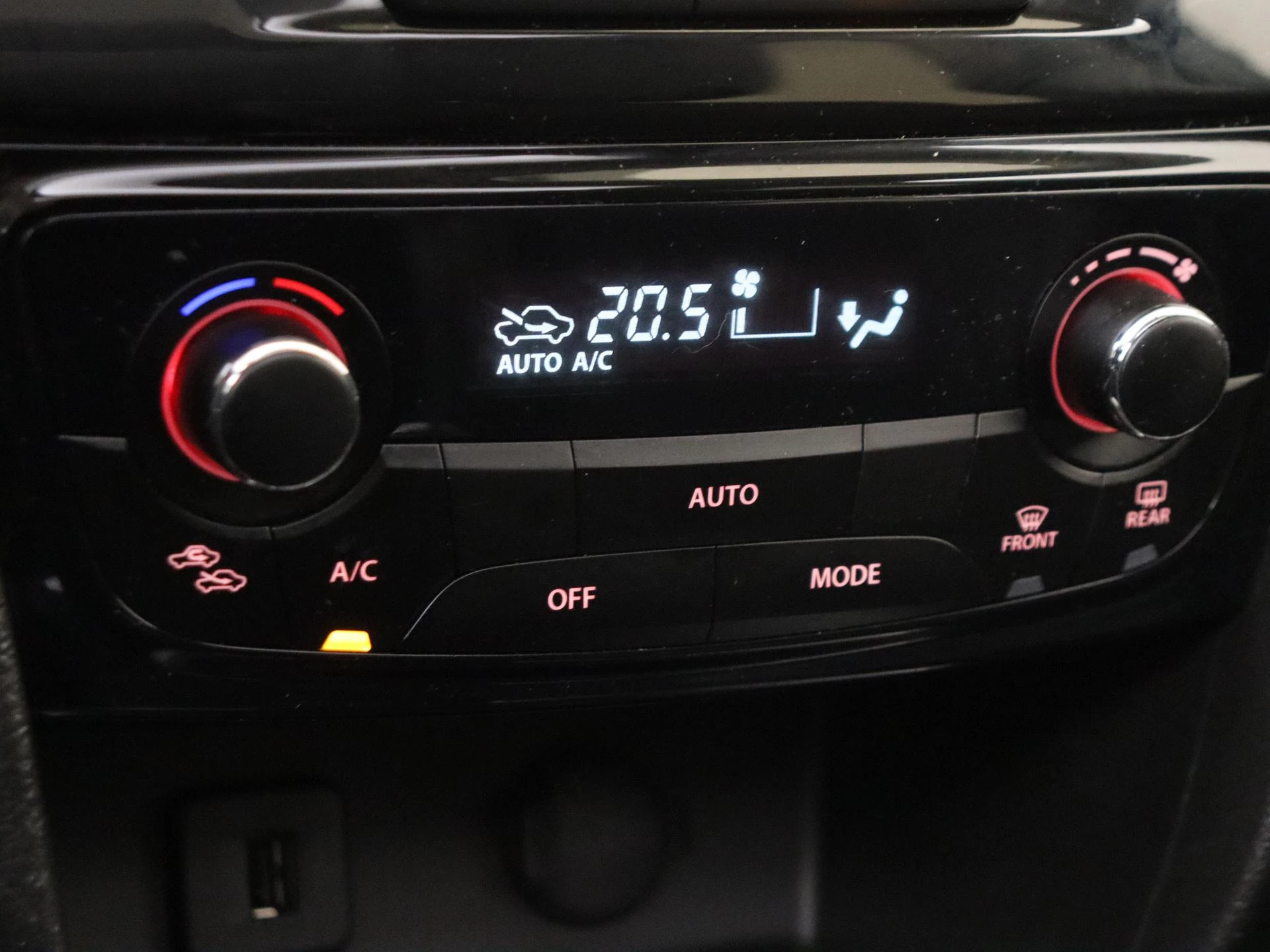Suzuki-Vitara-image-19