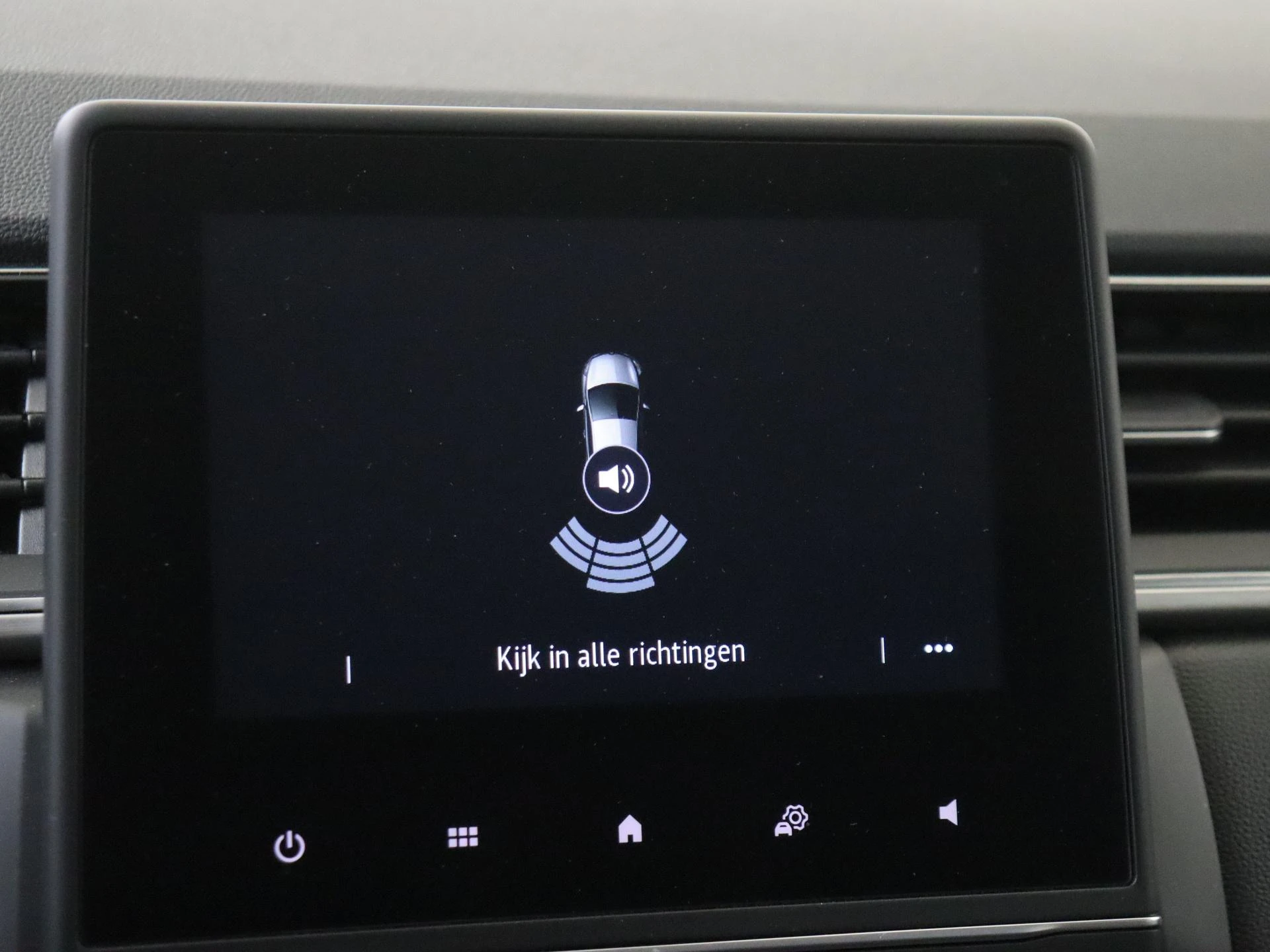 Renault-Captur-image-16