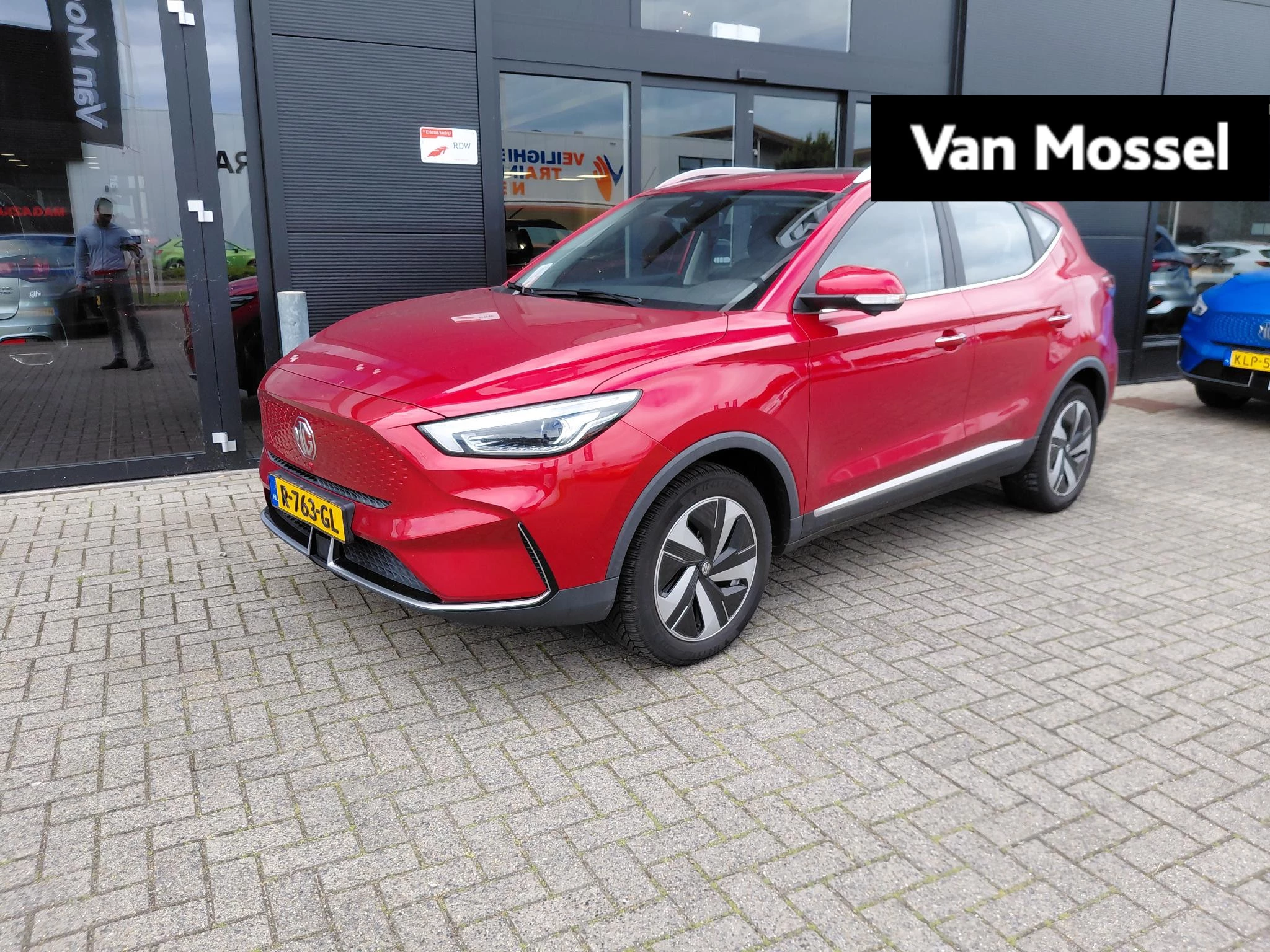 MG-ZS EV-image-0