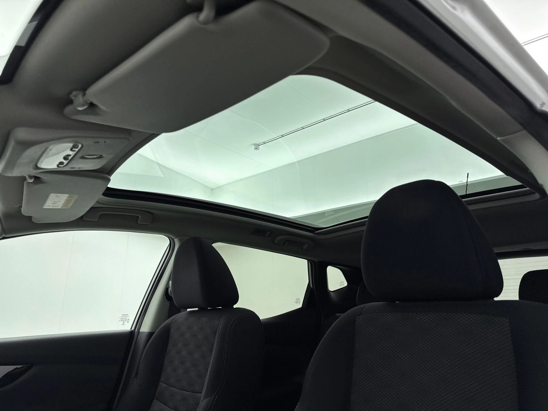 Nissan-QASHQAI-image-12