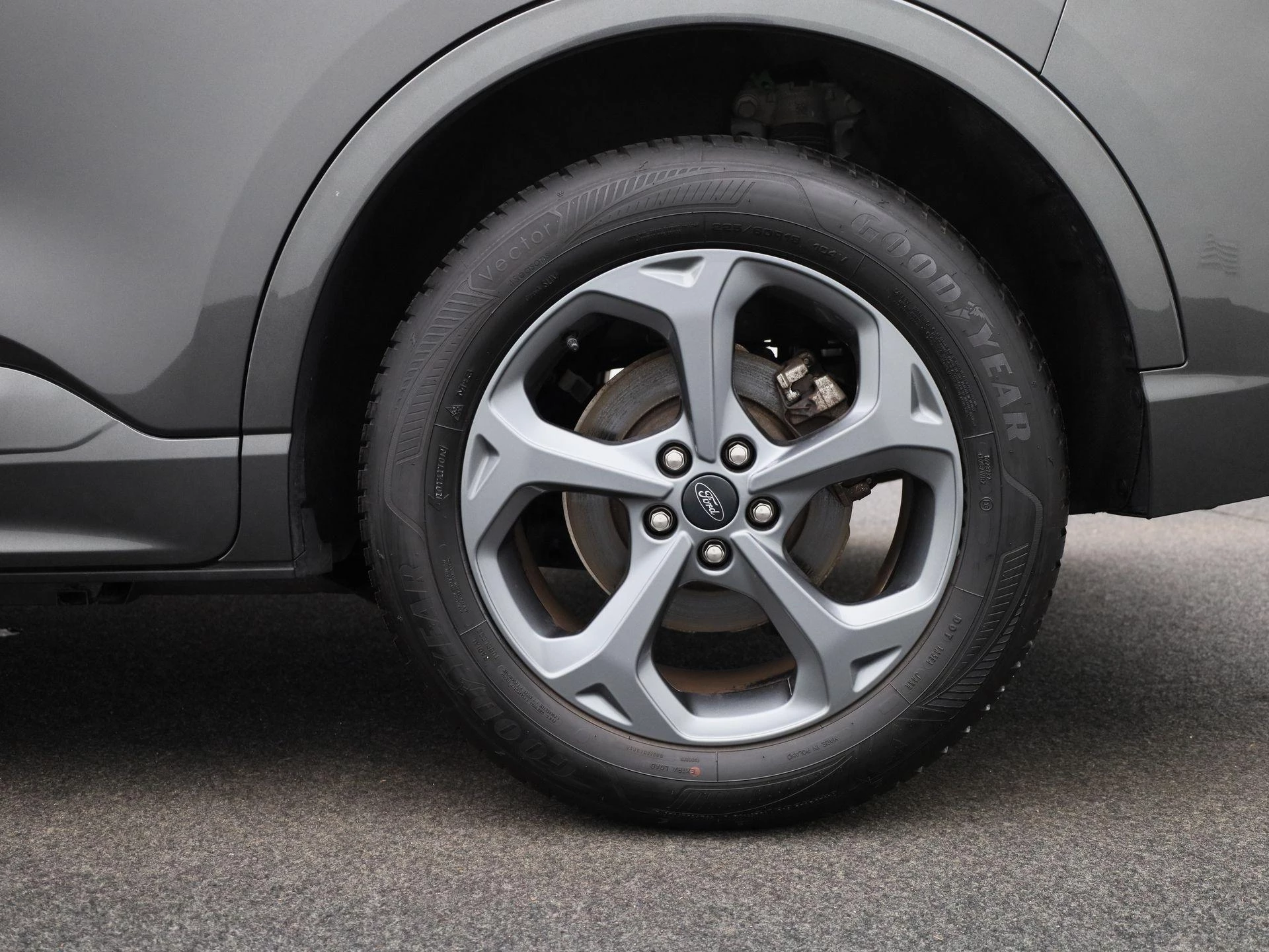 Ford-Kuga-image-12
