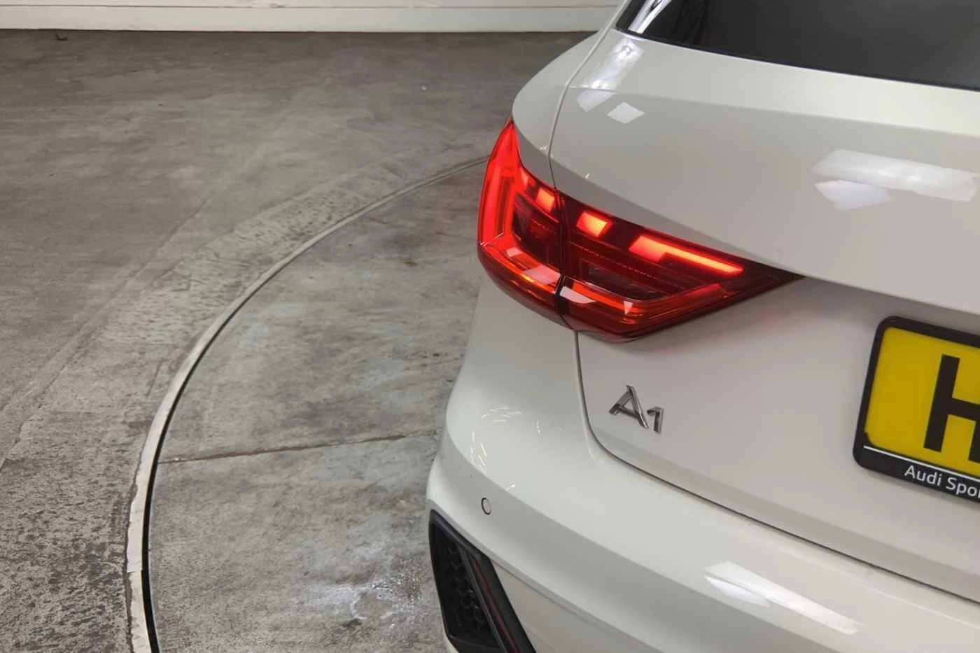 Audi-A1 Sportback-image-35