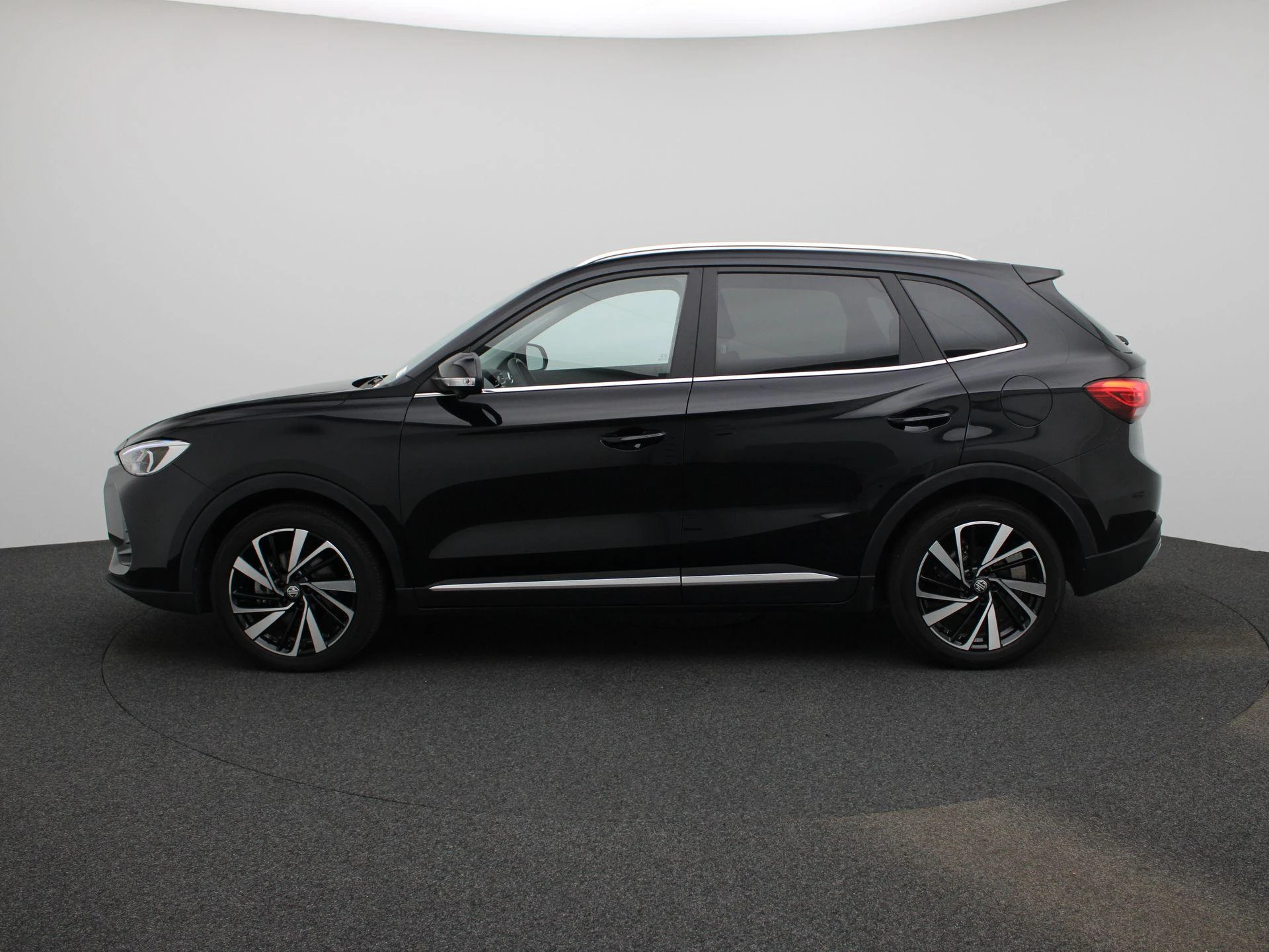 MG-ZS-image-3