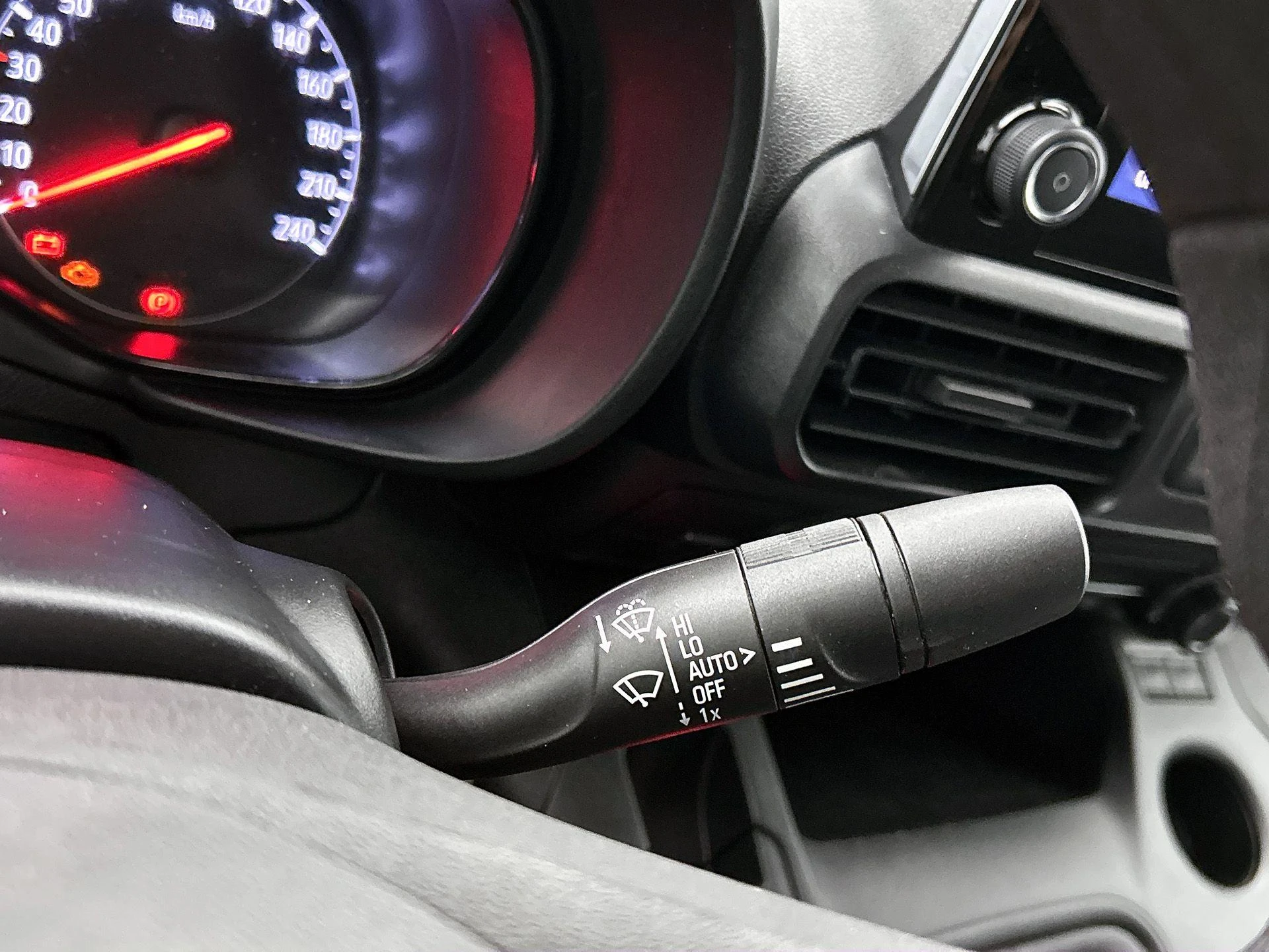 Opel-Combo-image-8
