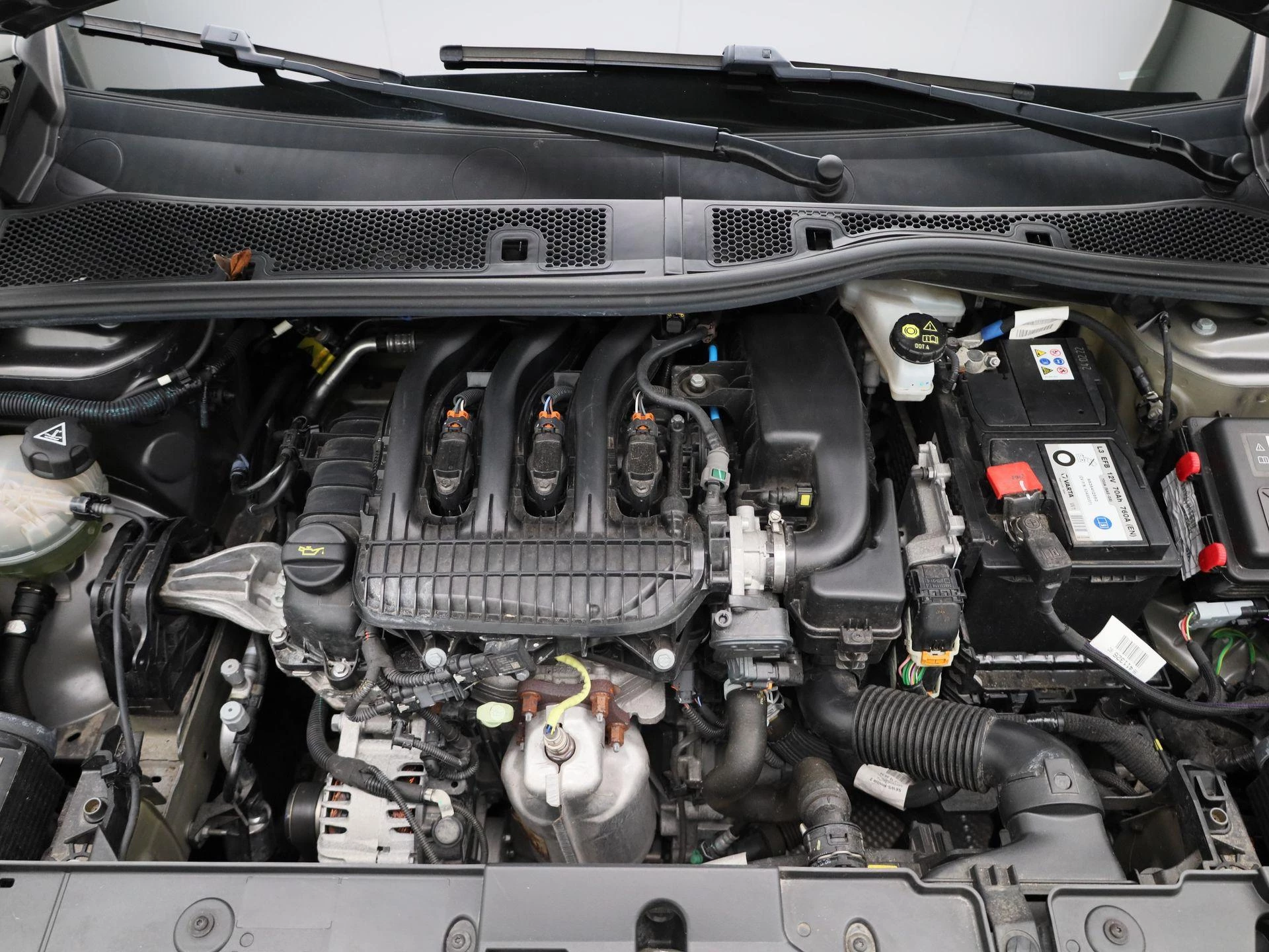 Peugeot-208-image-30