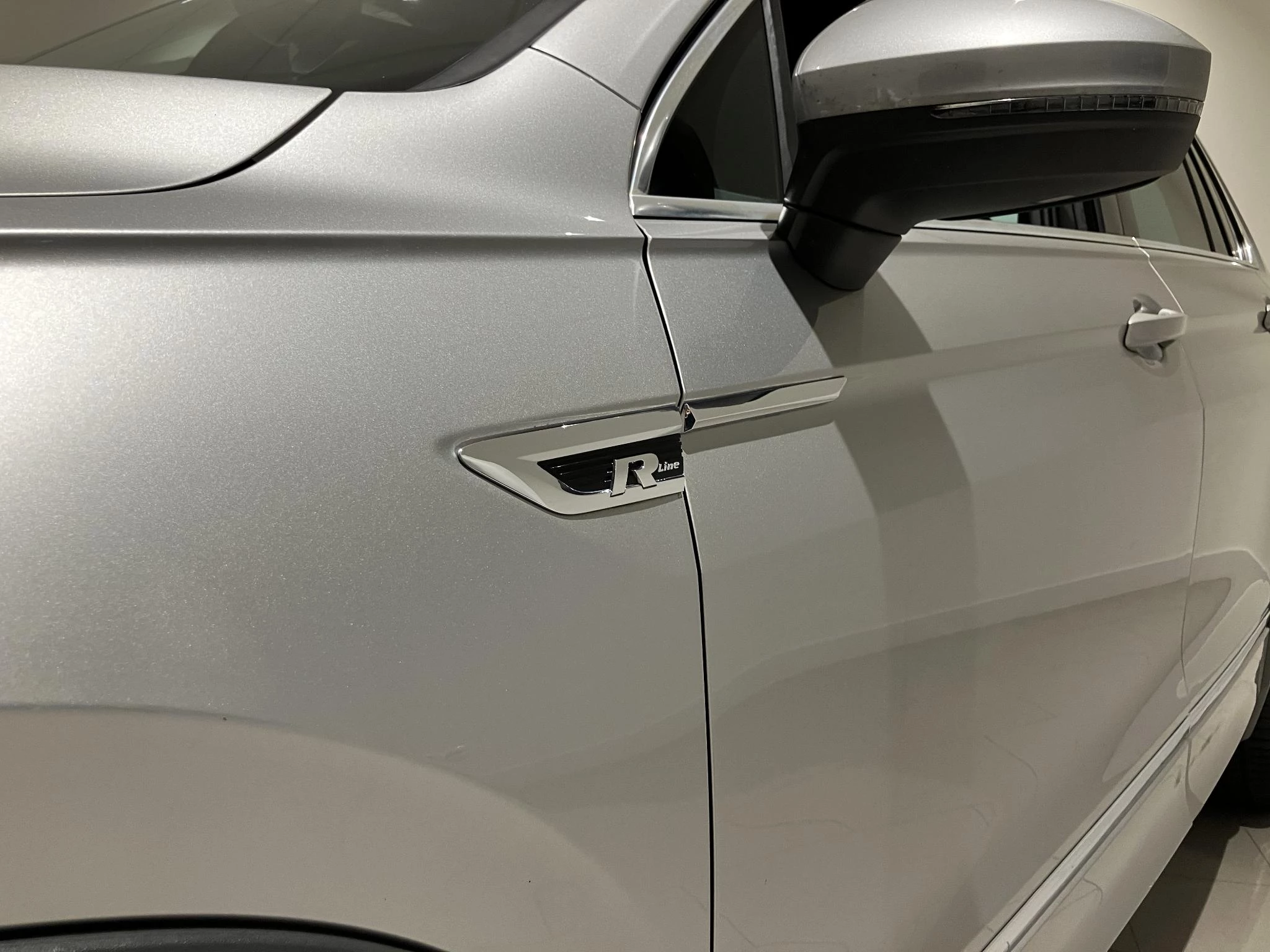 Volkswagen-Tiguan-image-6