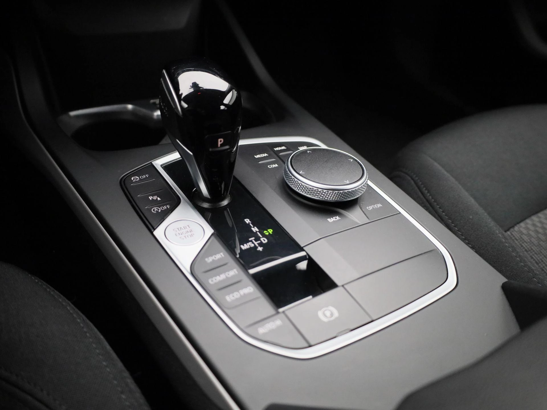 BMW Série 1 Hatch 116iA (80 kW)