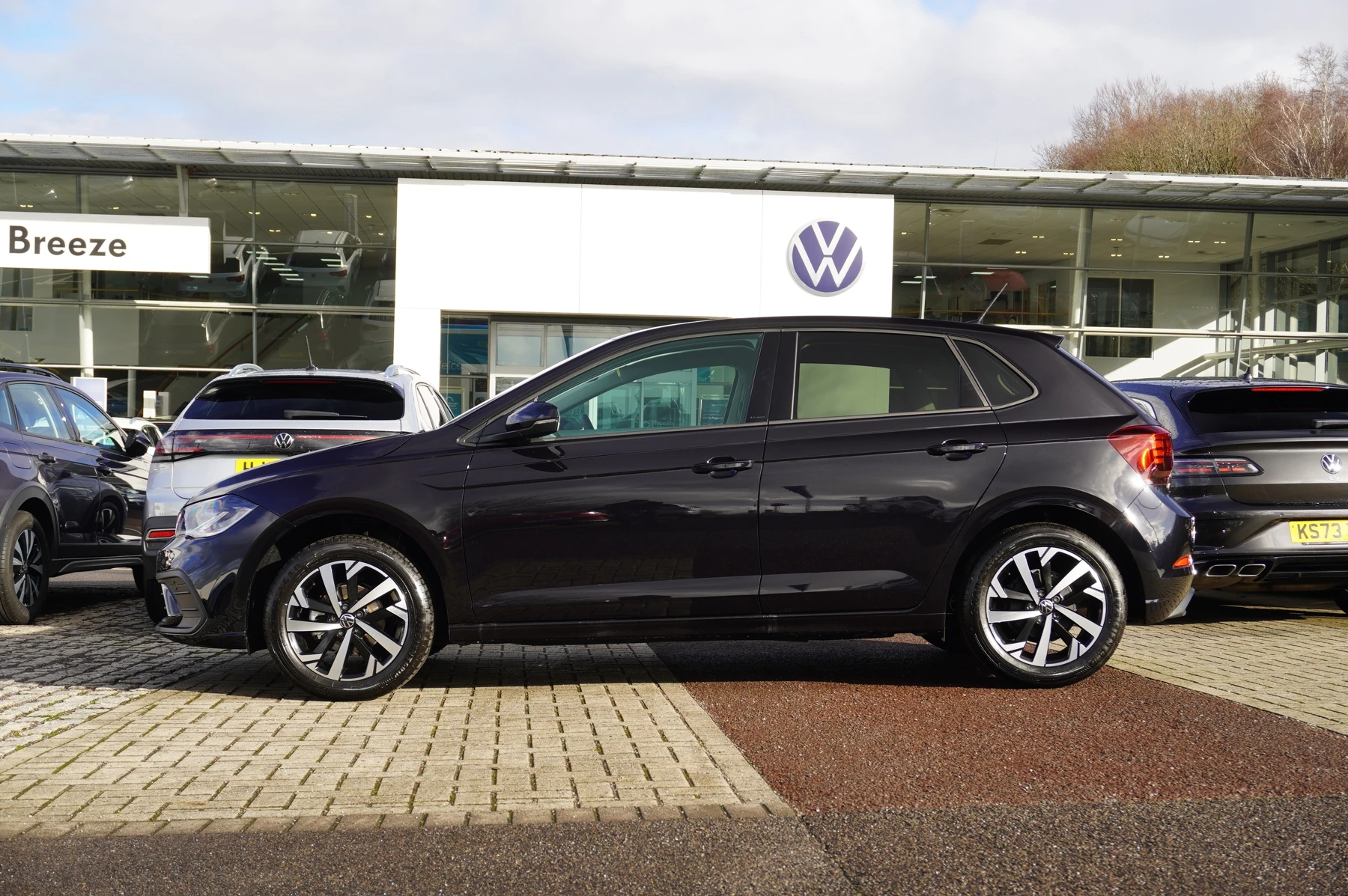 Volkswagen-Polo-image-14