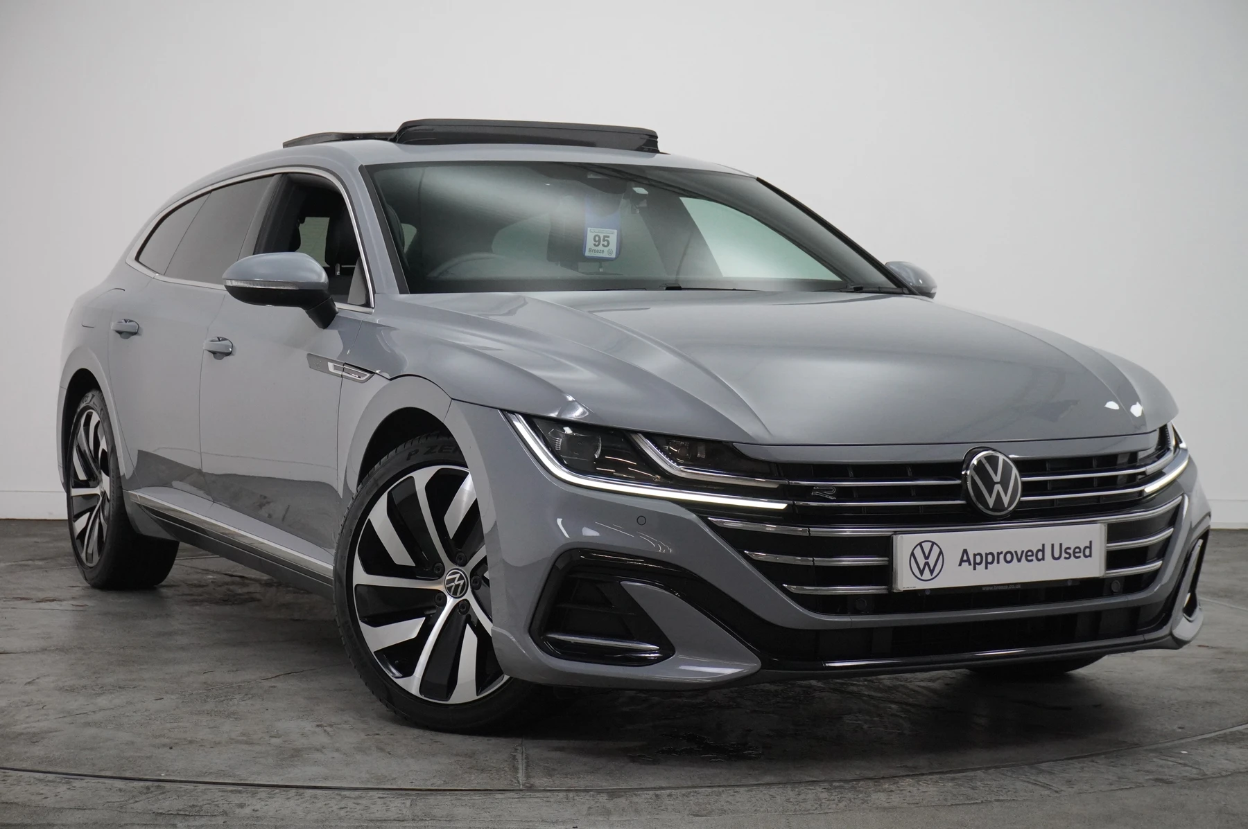 Volkswagen-Arteon-image-0
