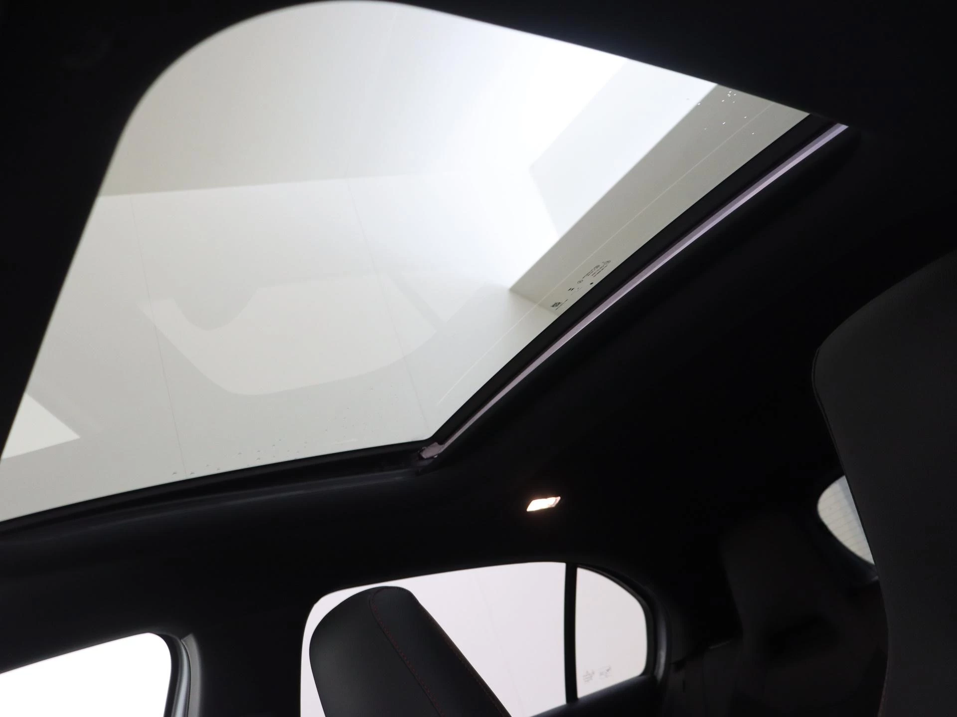 Mercedes-Benz-A-Klasse-image-27