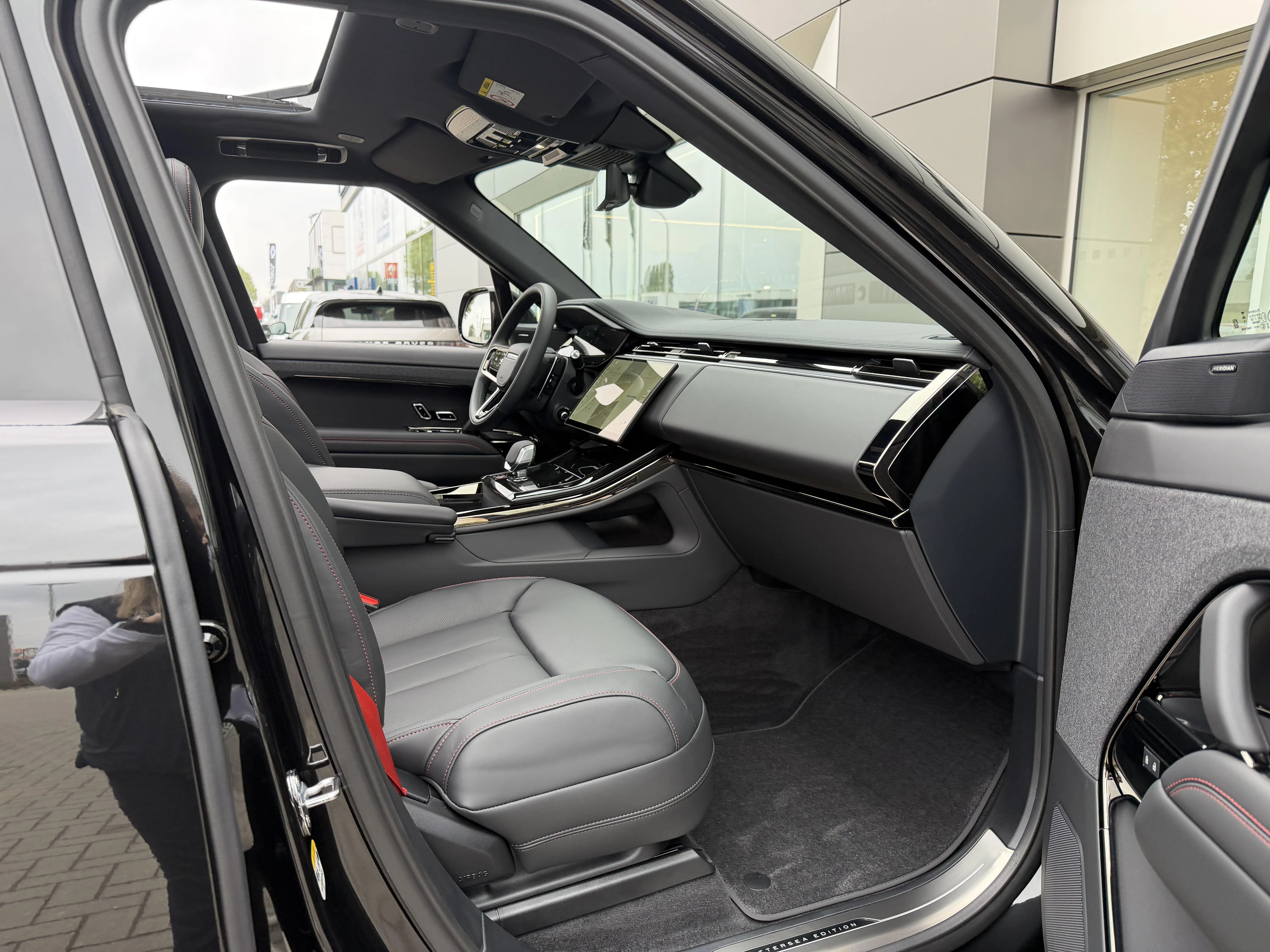 Land Rover-Range Rover Sport-image-33
