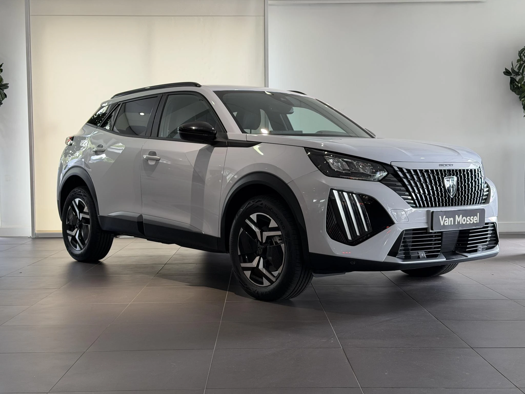 Peugeot 2008 1.2 Hybrid 145 Allure