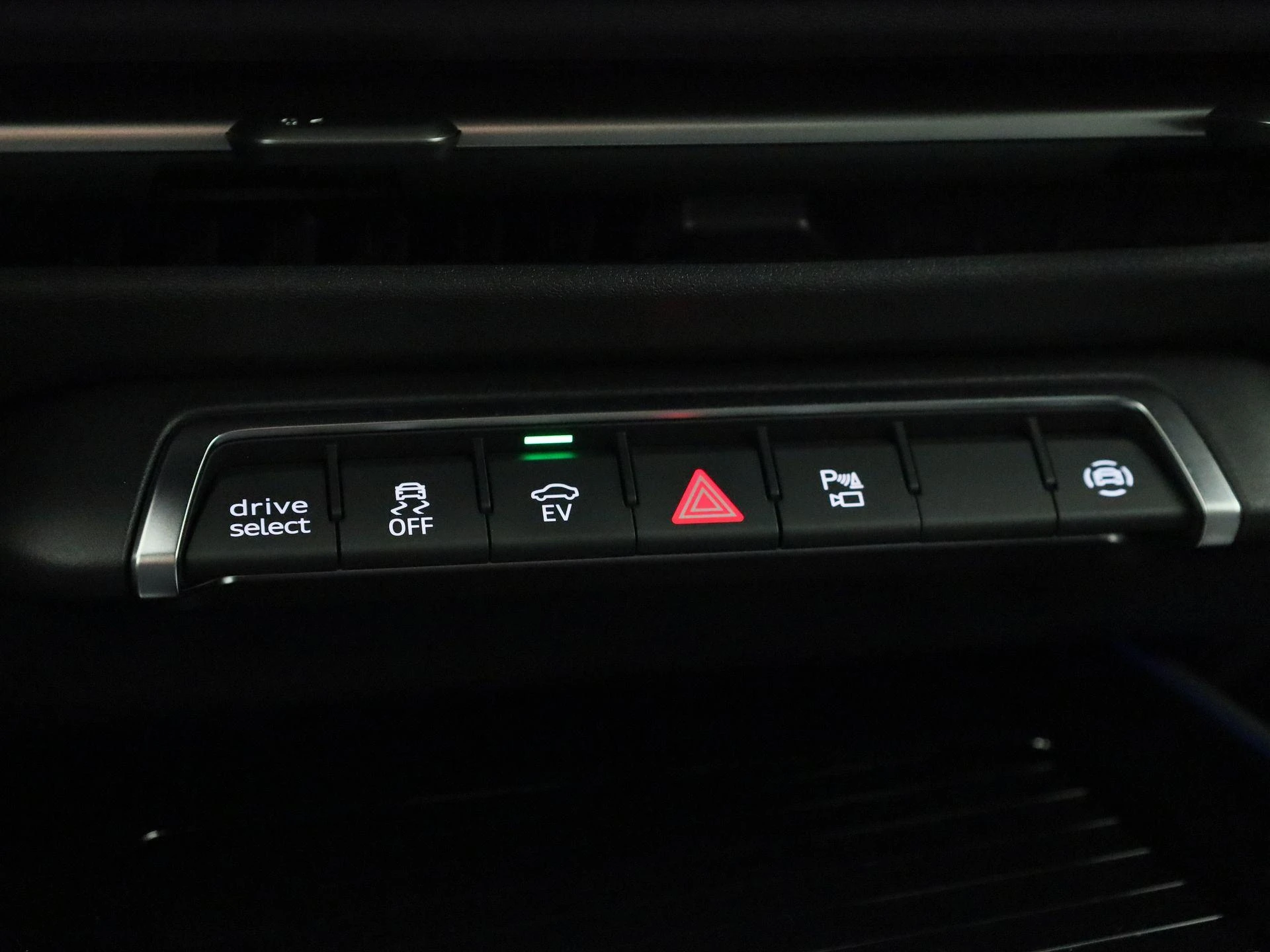 Audi-Q3-image-32