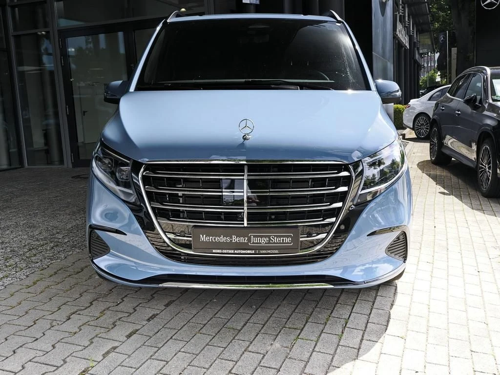 Mercedes-Benz-V-Klasse 300-image-3