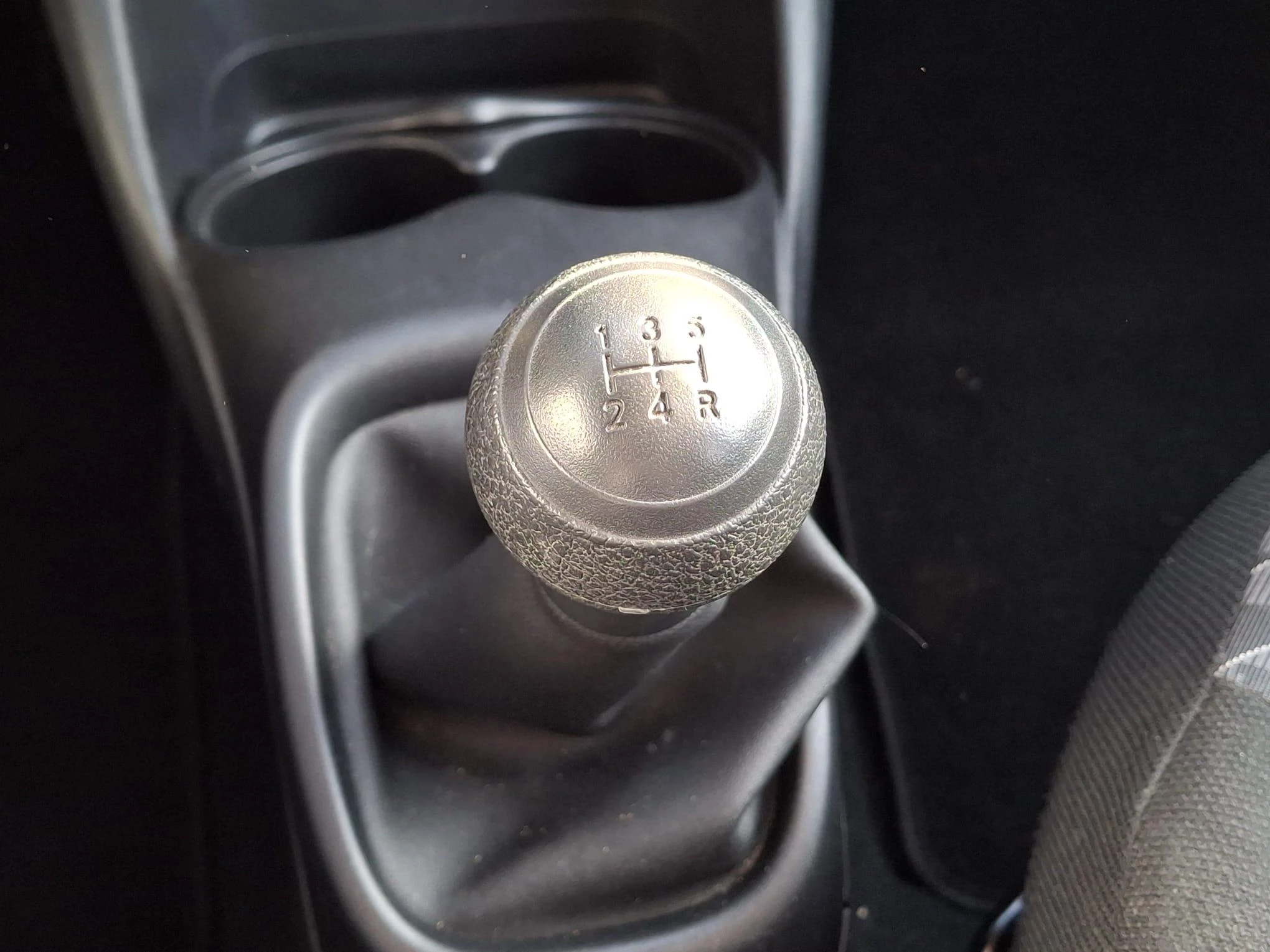 Peugeot-108-image-15
