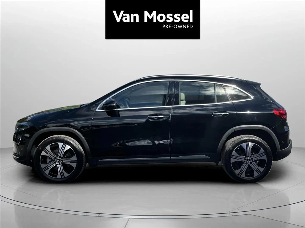 Mercedes-Benz-EQA-image-7