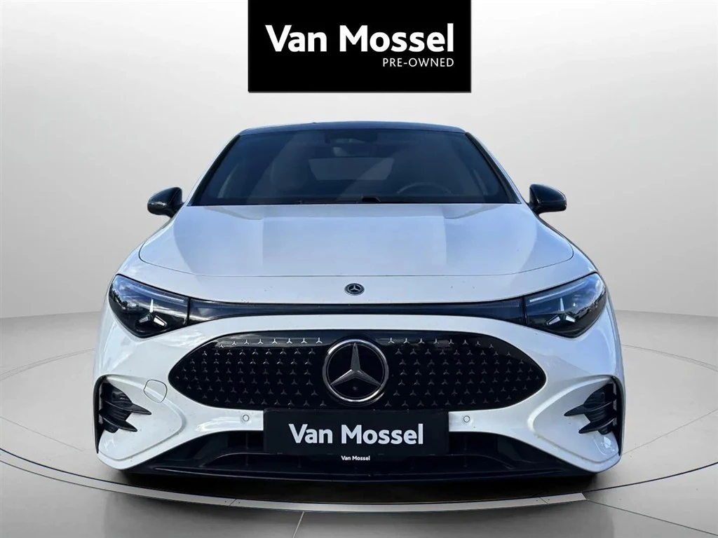 Mercedes-Benz-CLA-image-1