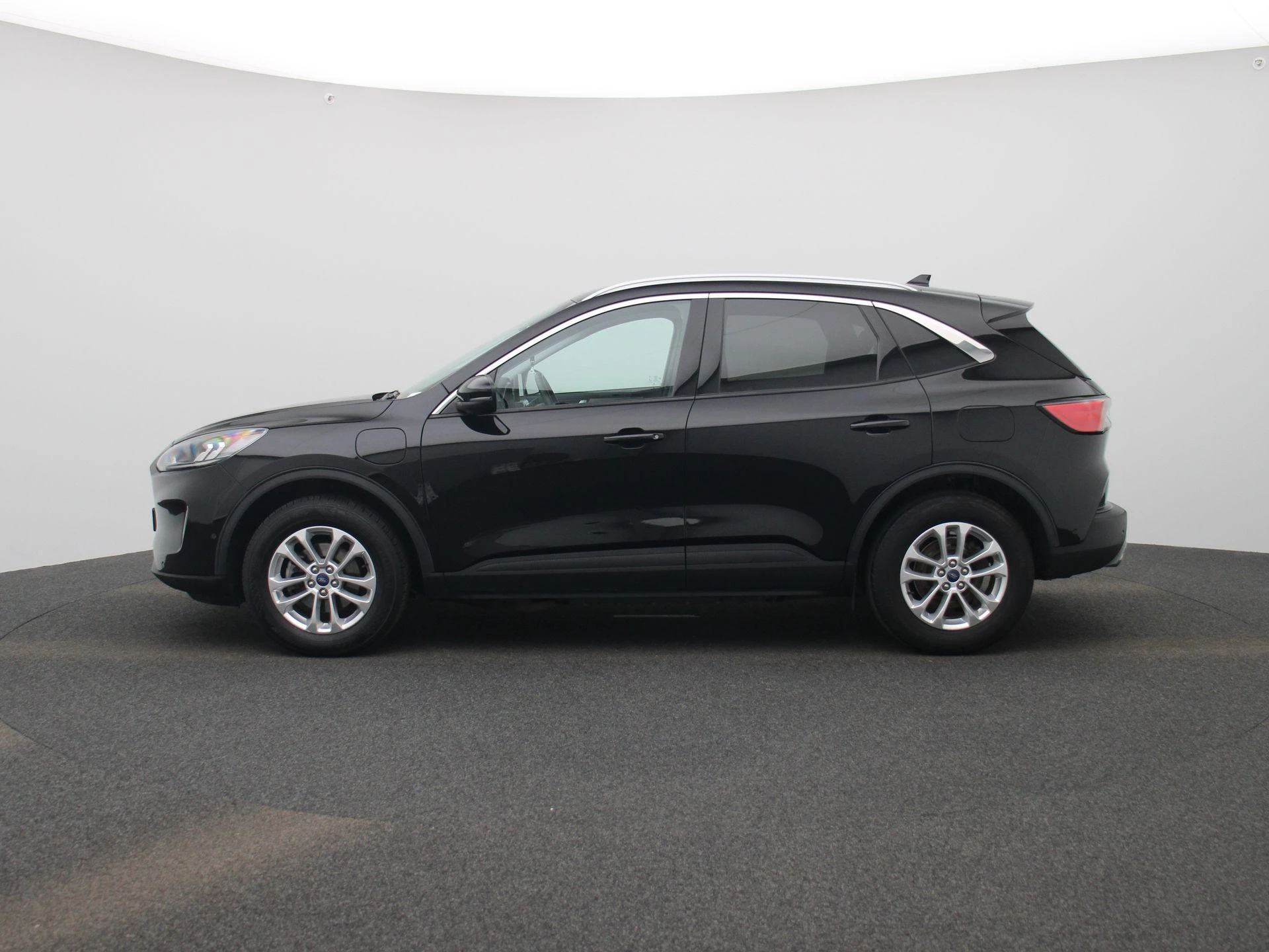 Ford Kuga 2.5i PHEV Aut. 165kW Titanium