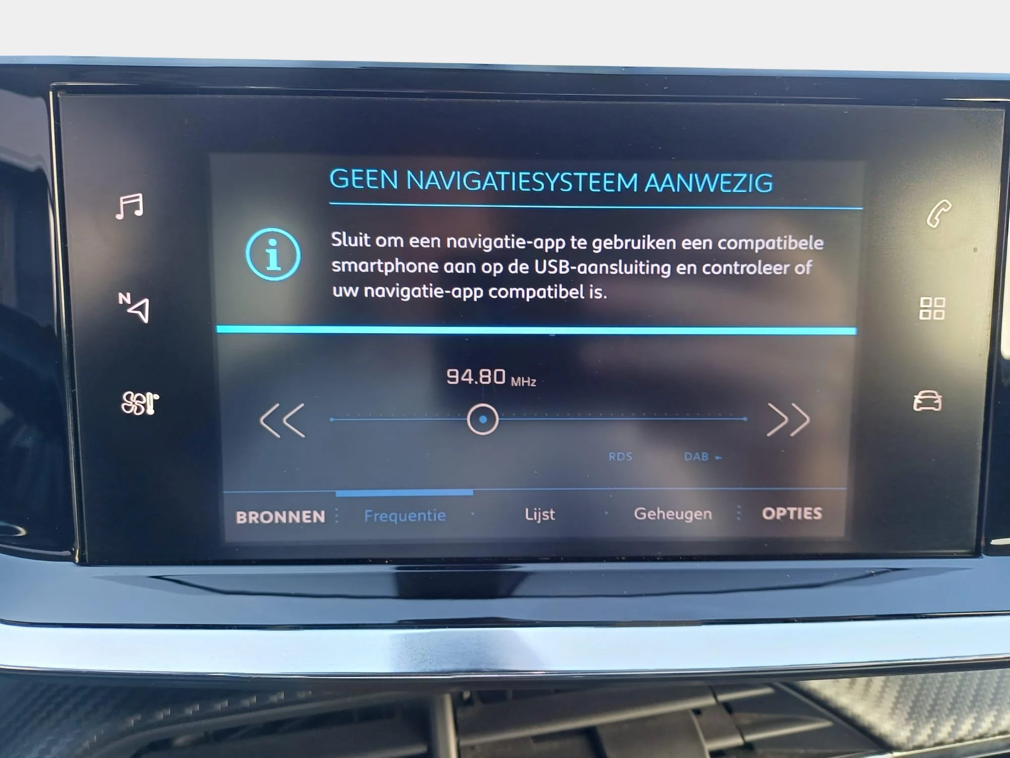 Peugeot 2008 1.2 Puretech 96kW S&S EAT6 Allure