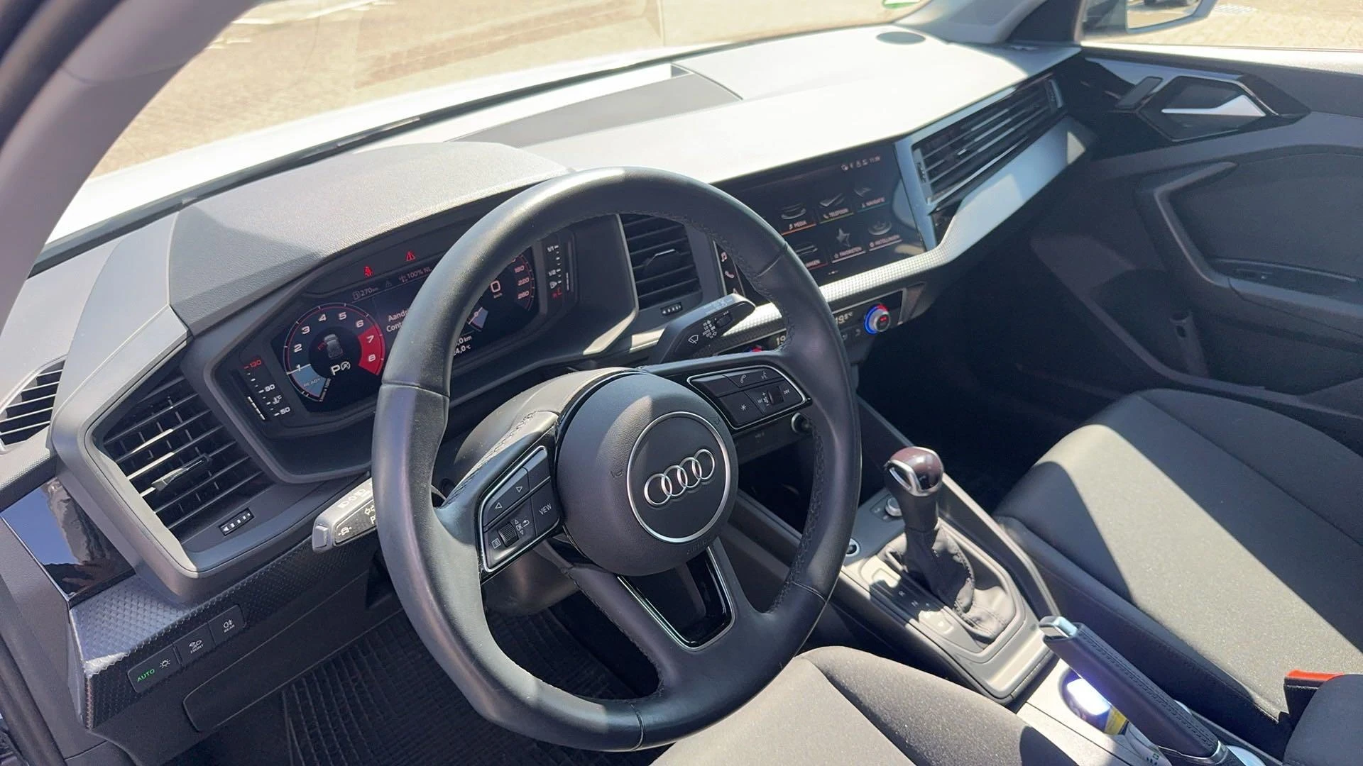 Audi-A1 Sportback-image-7