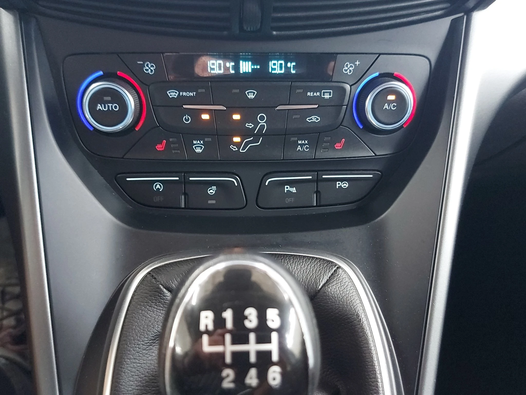 Ford Kuga 1.5 EcoBoost Cool&Connect 4x2 Start/St (EURO