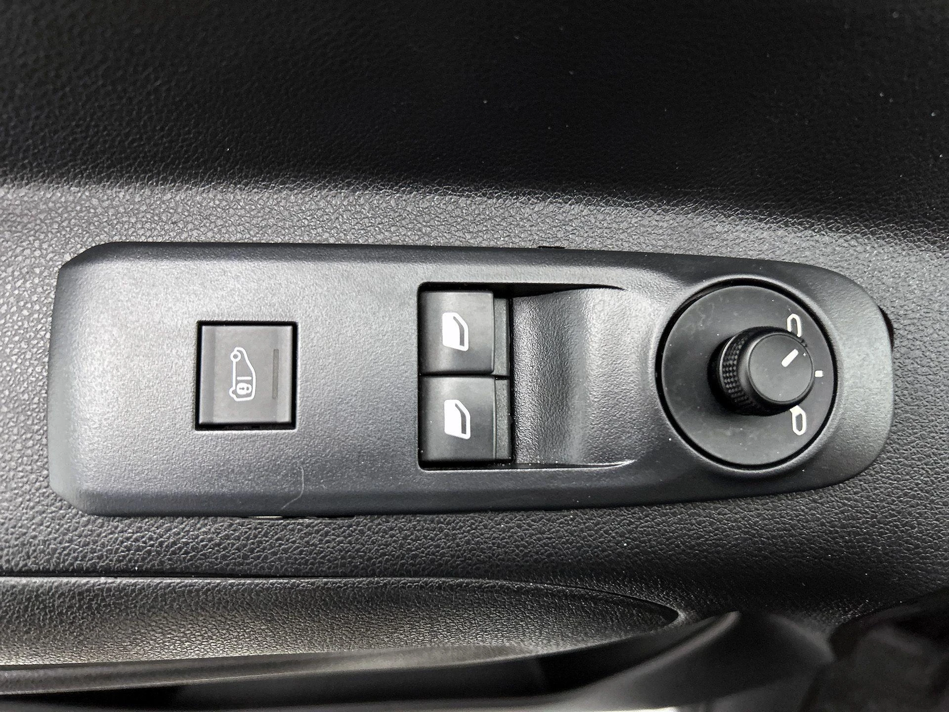 Opel-Combo-image-27