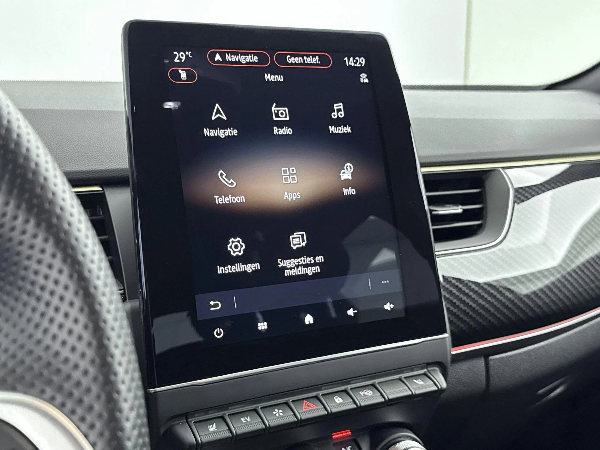 Renault-Arkana-image-11