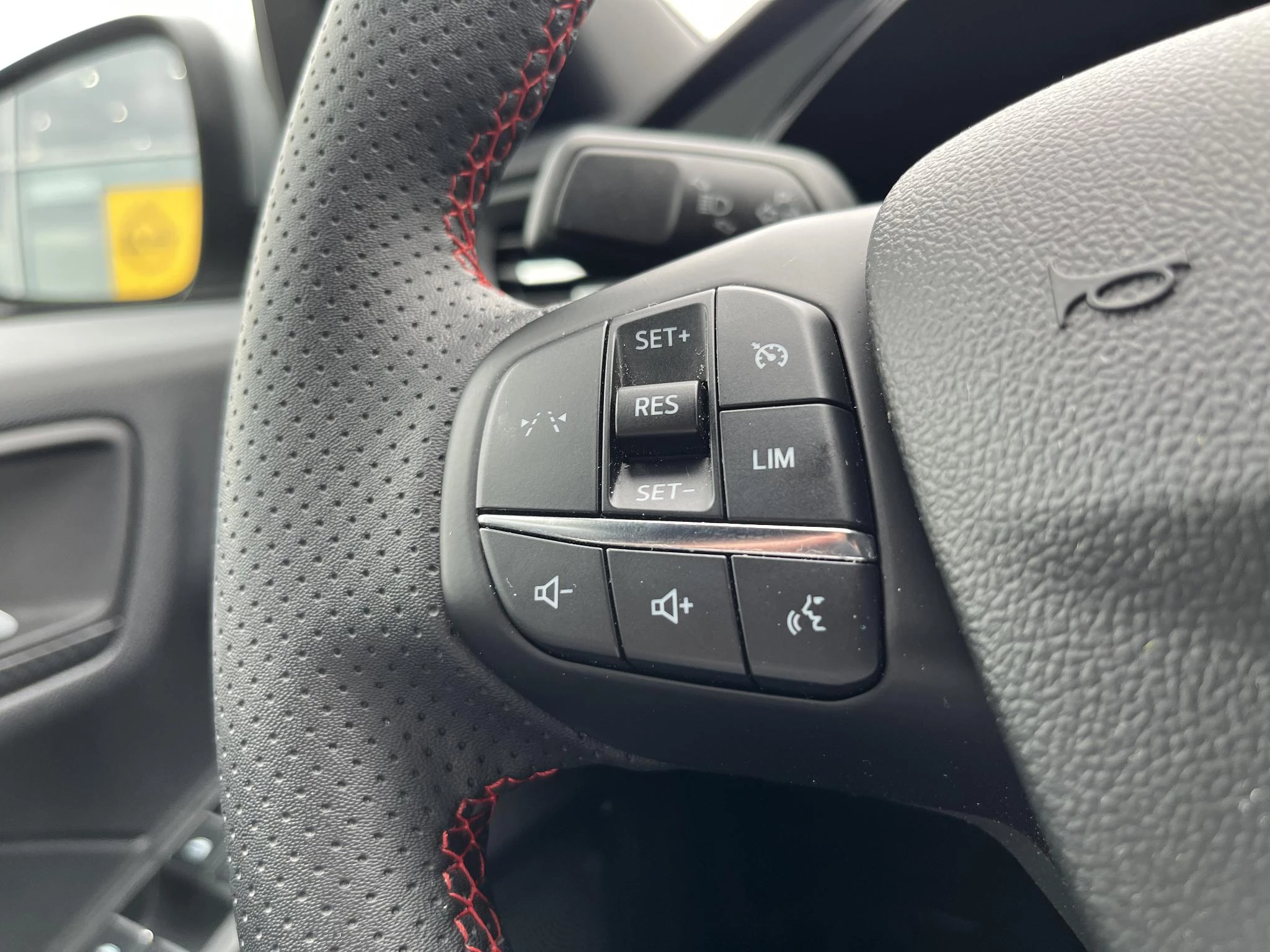 Ford-Kuga-image-16