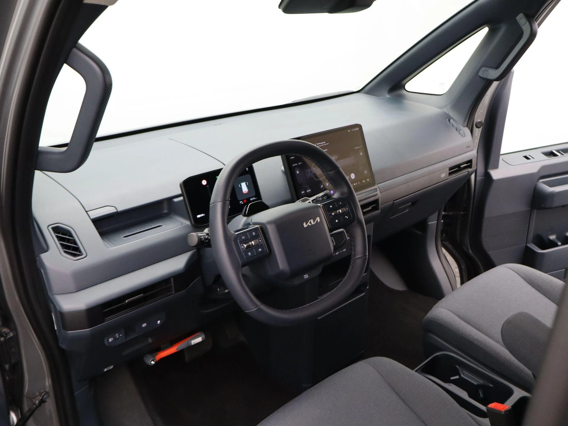 Kia-PV5-image-10