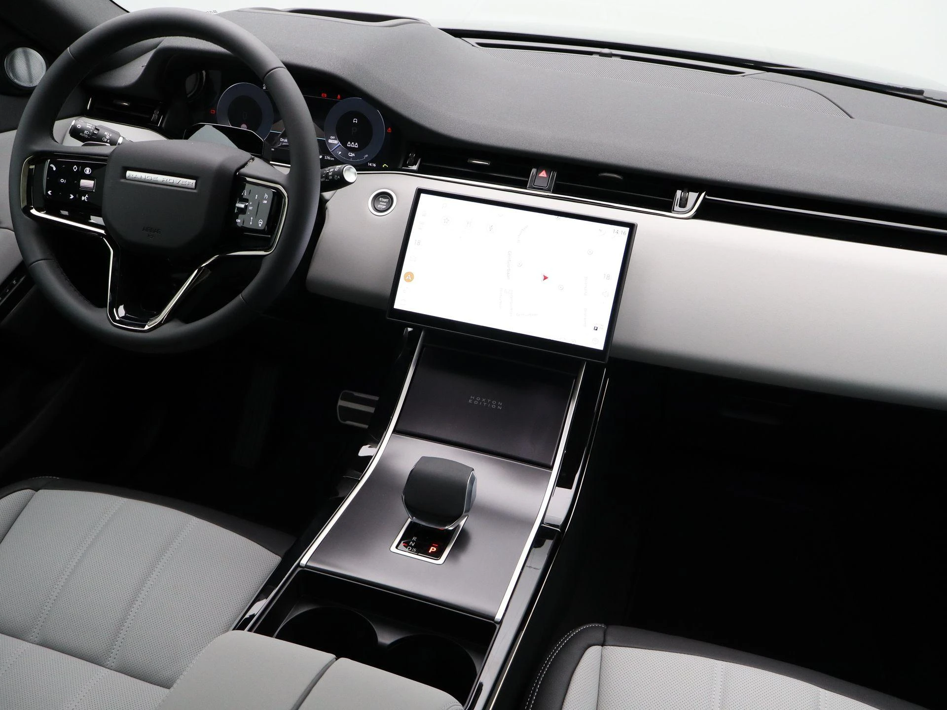 Land Rover-Range Rover Evoque-image-42