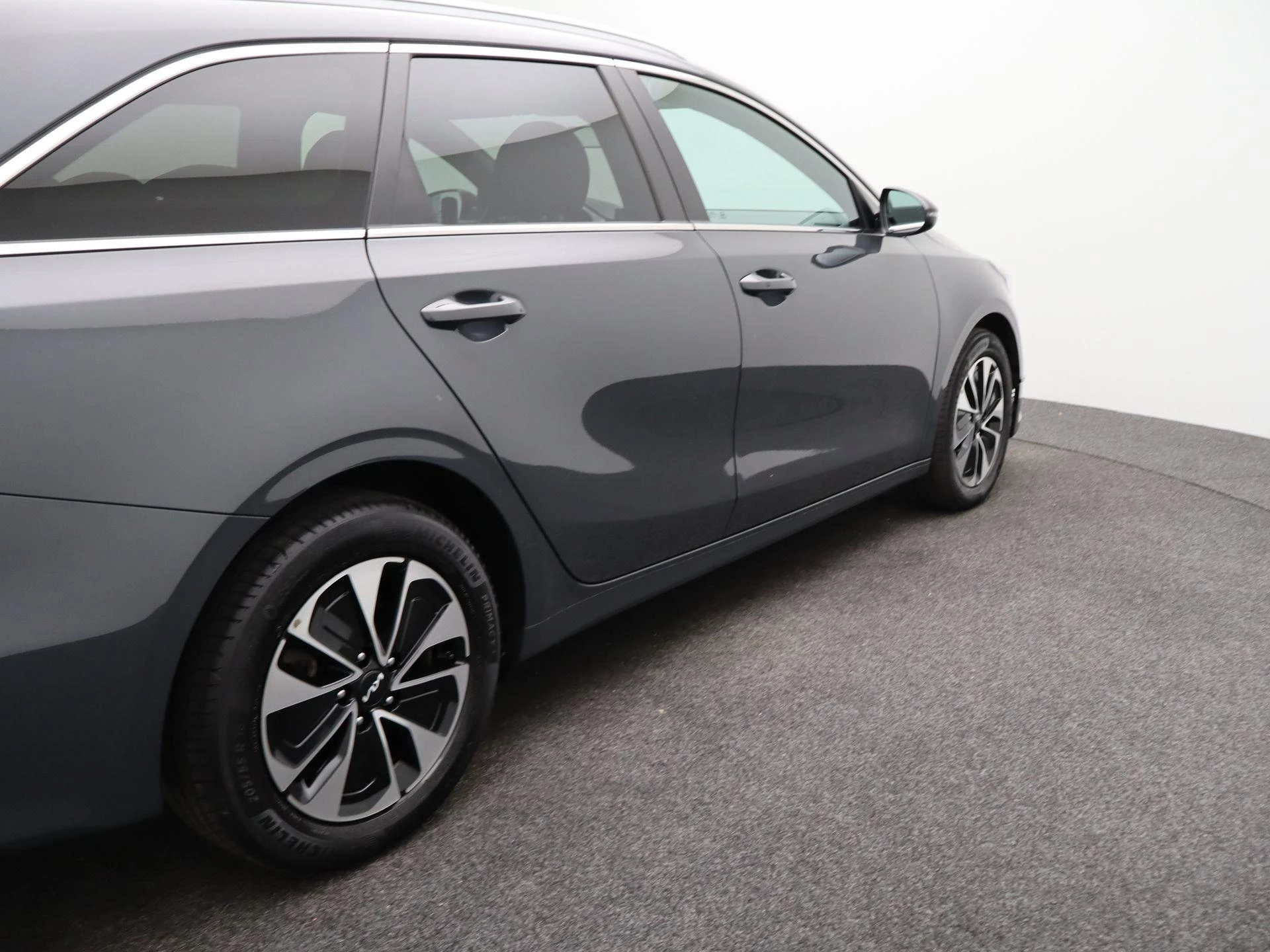 Kia-Ceed Sportswagon-image-42