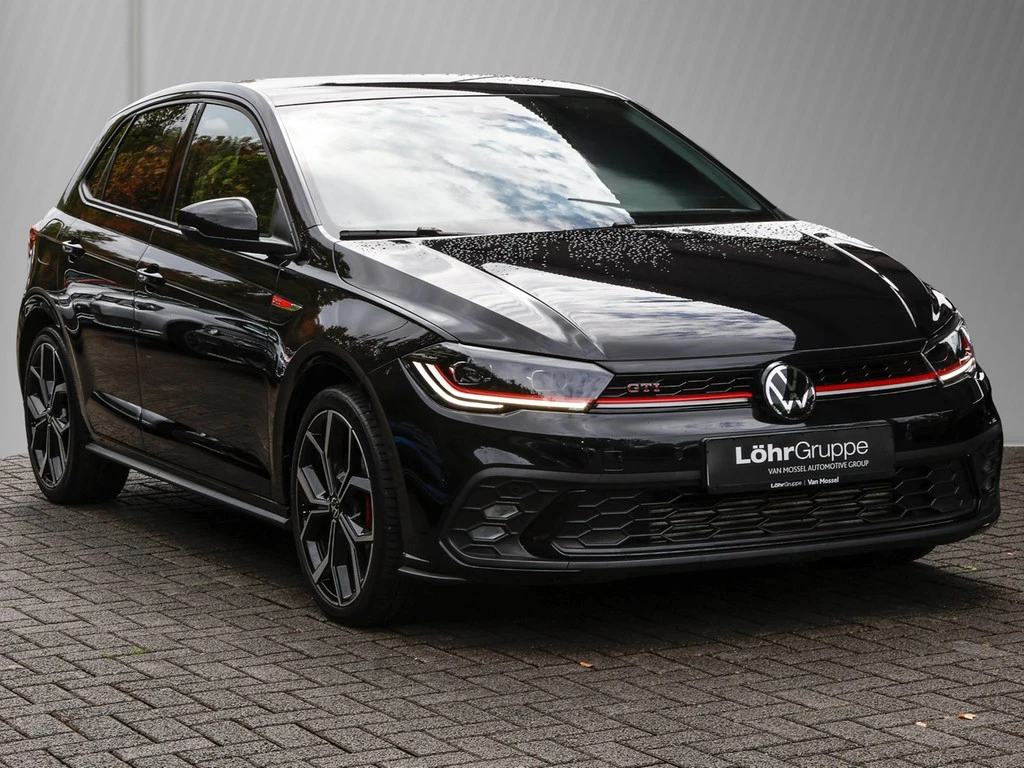 Volkswagen-Polo-image-2