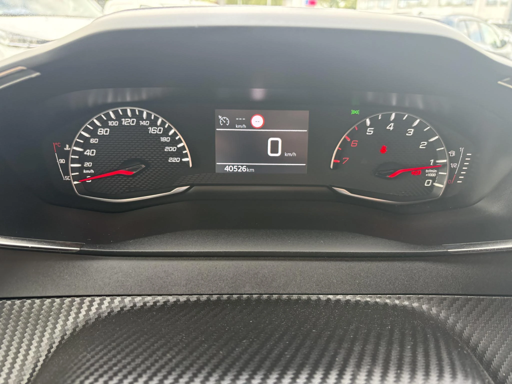 Peugeot-2008-image-11