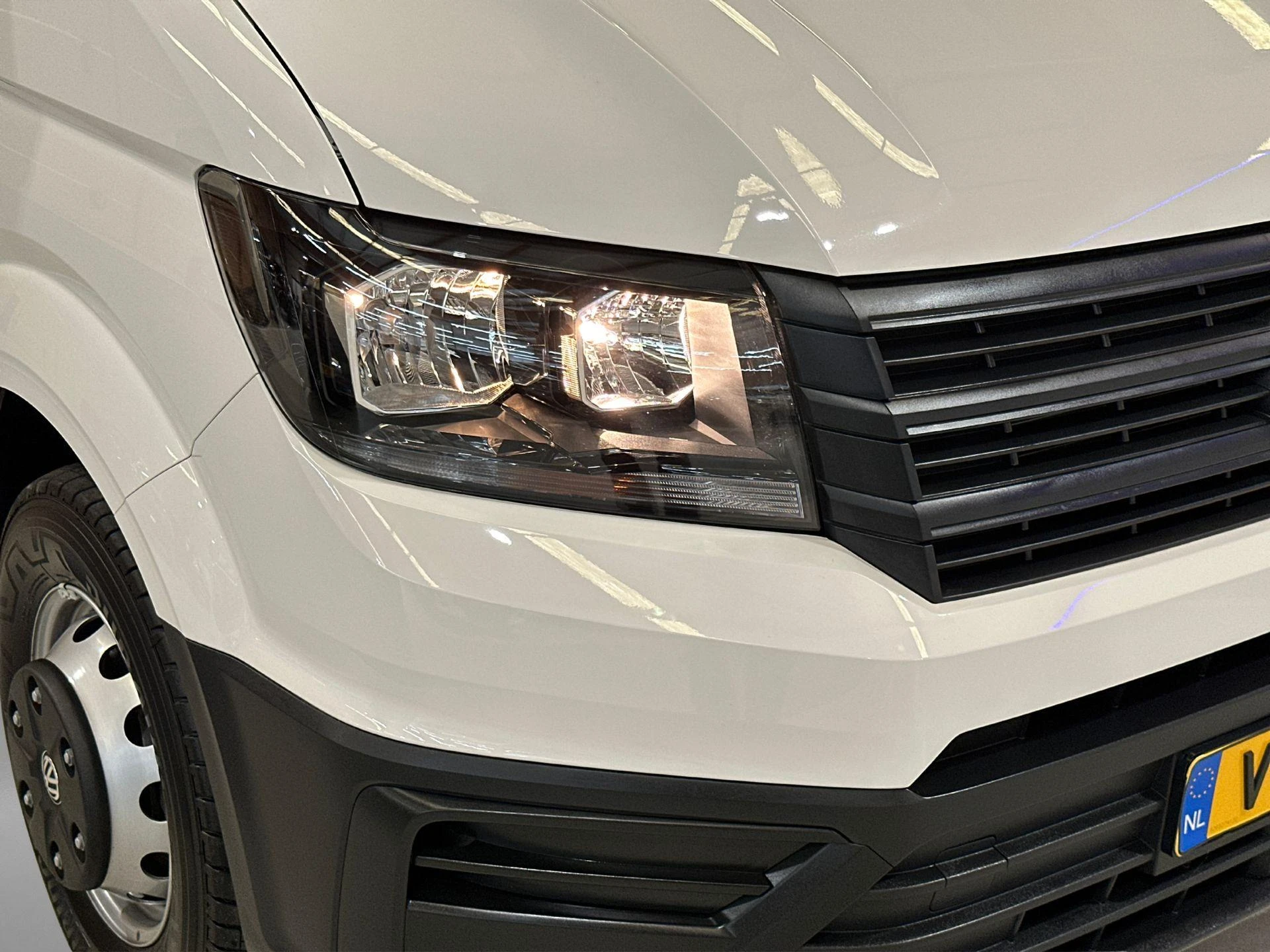 Volkswagen-Crafter-image-8