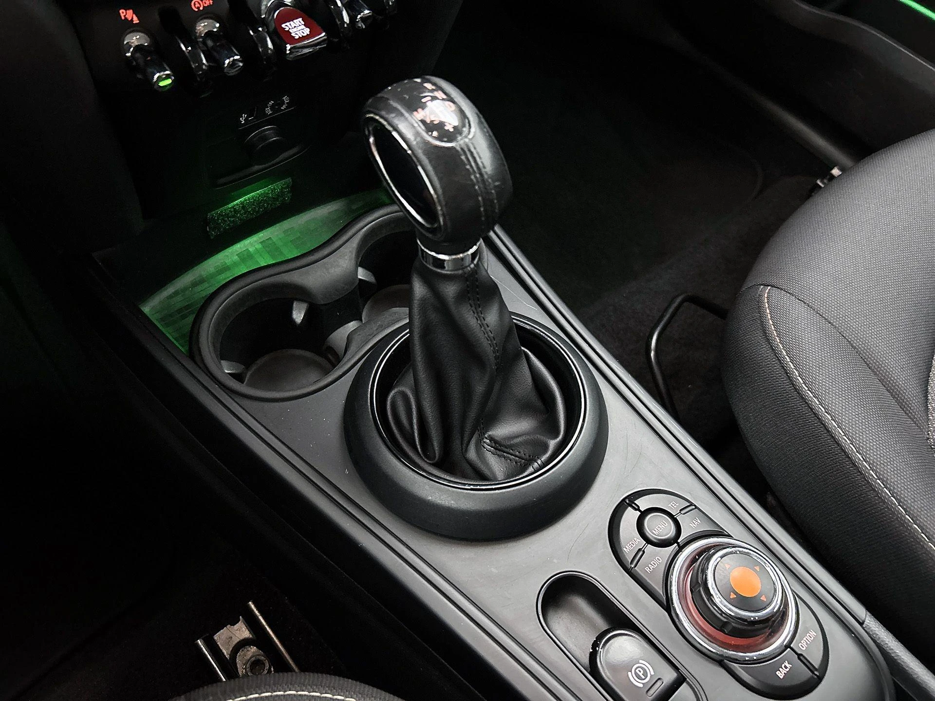 MINI-Countryman-image-19