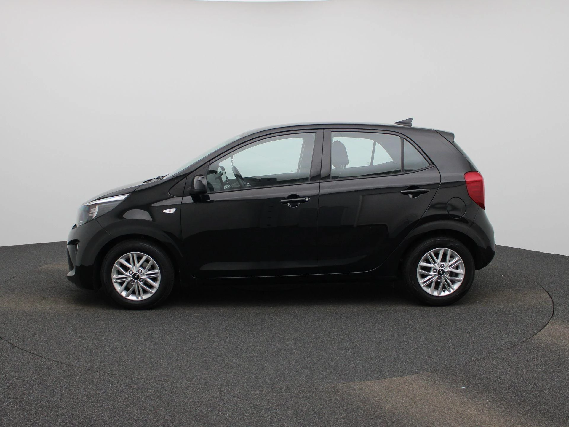 Kia-Picanto-image-5