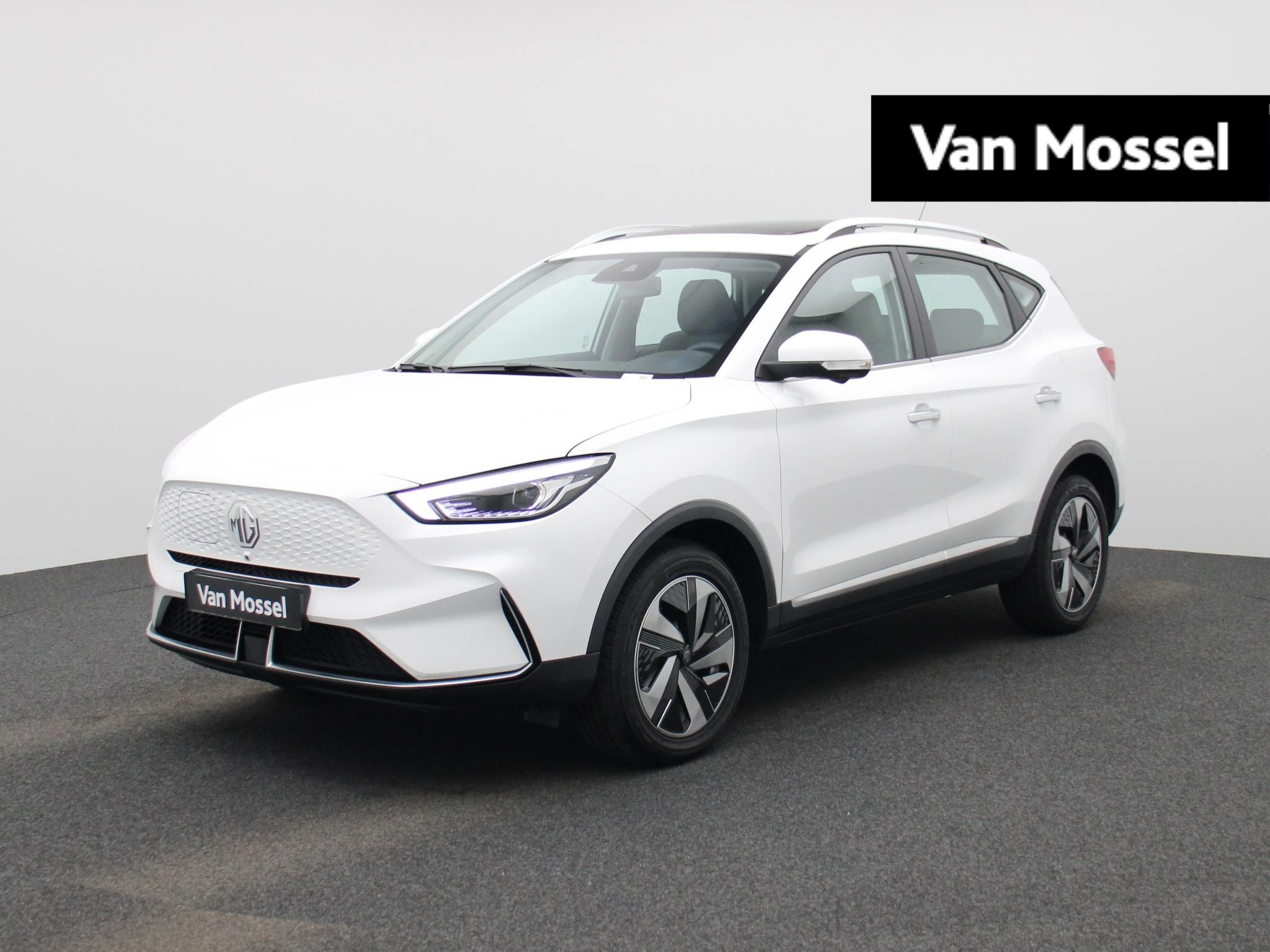 MG-ZS EV-image-0