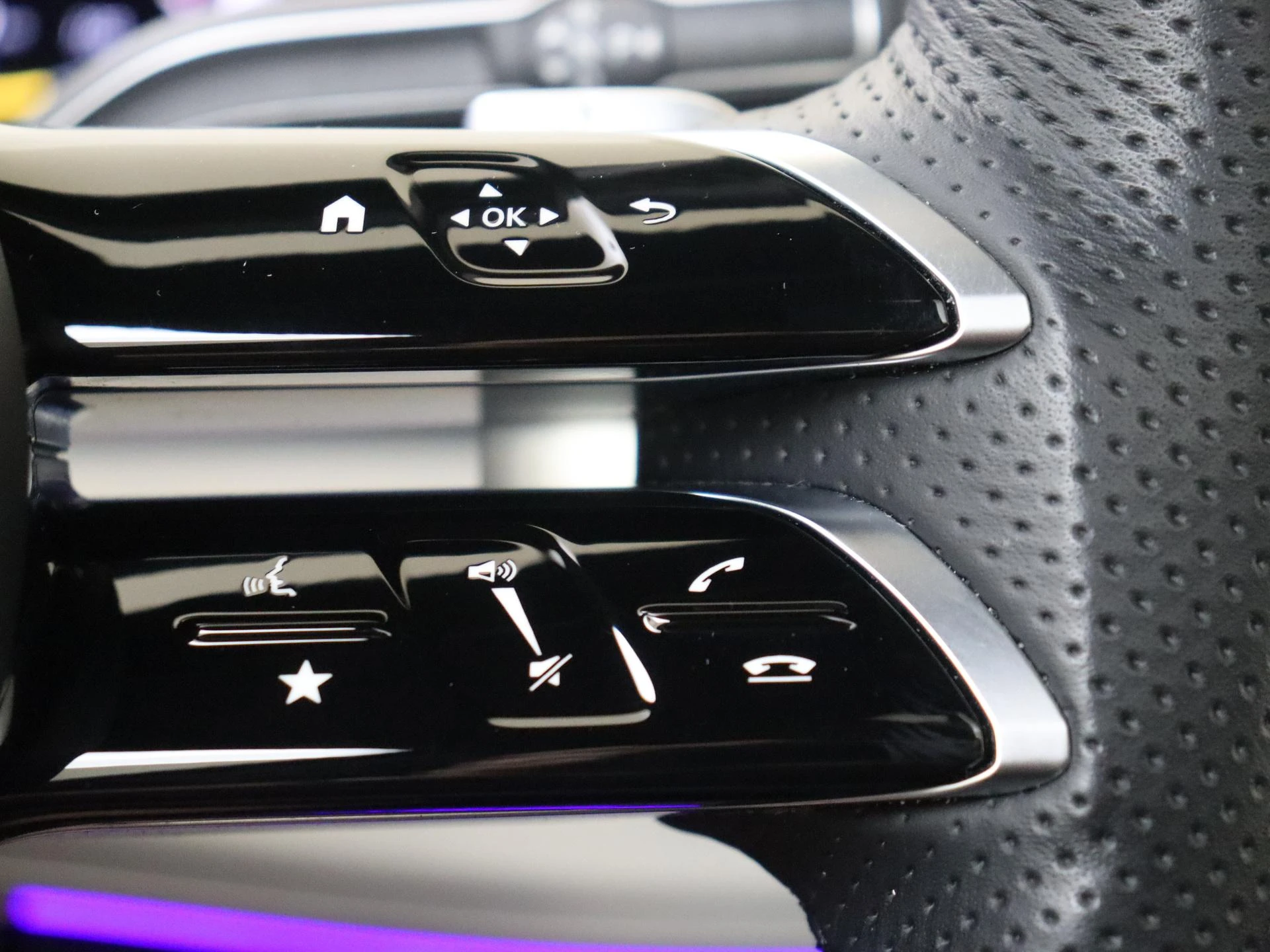 Mercedes-Benz-GLE-image-12