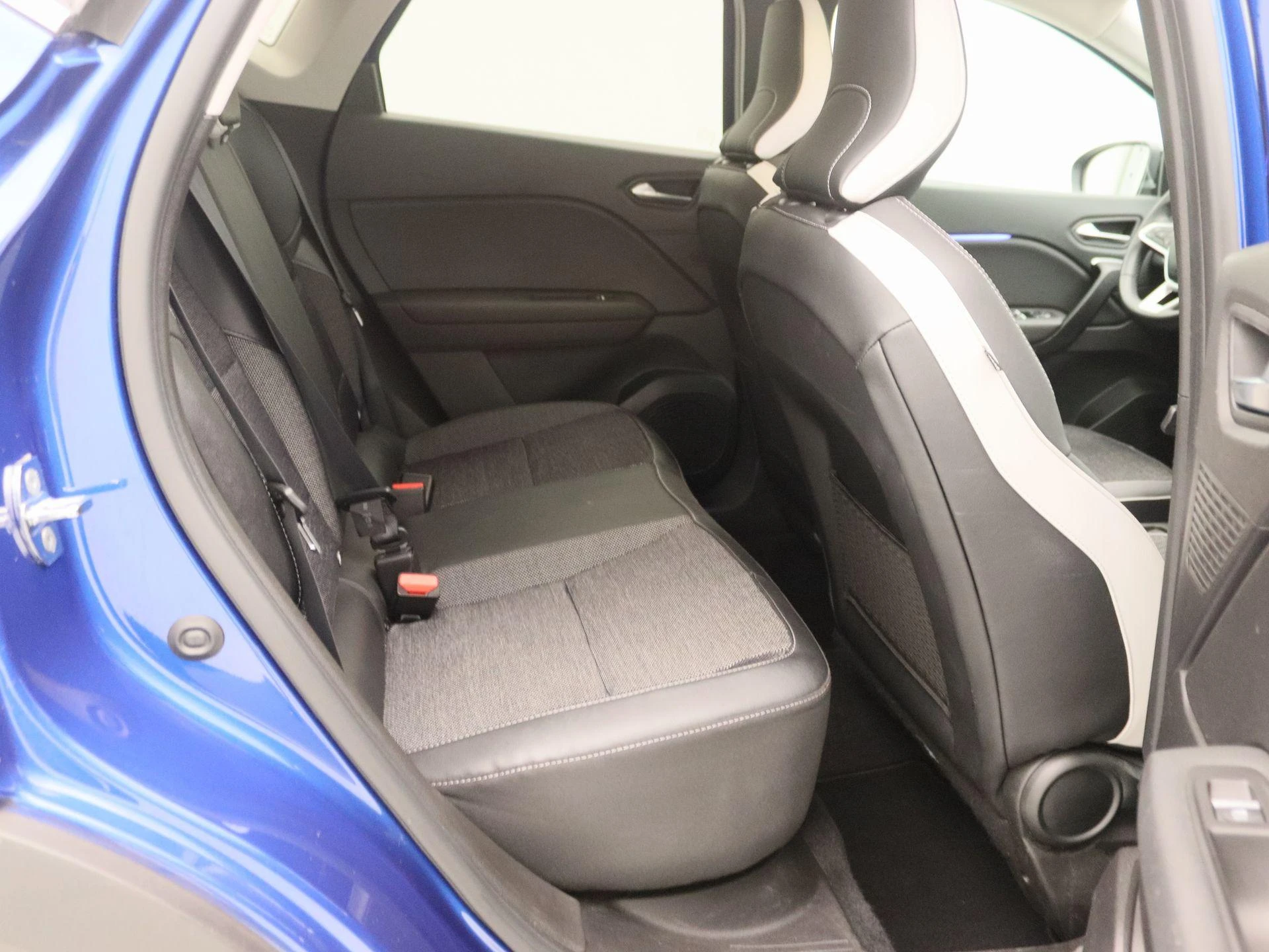Renault-Captur-image-24