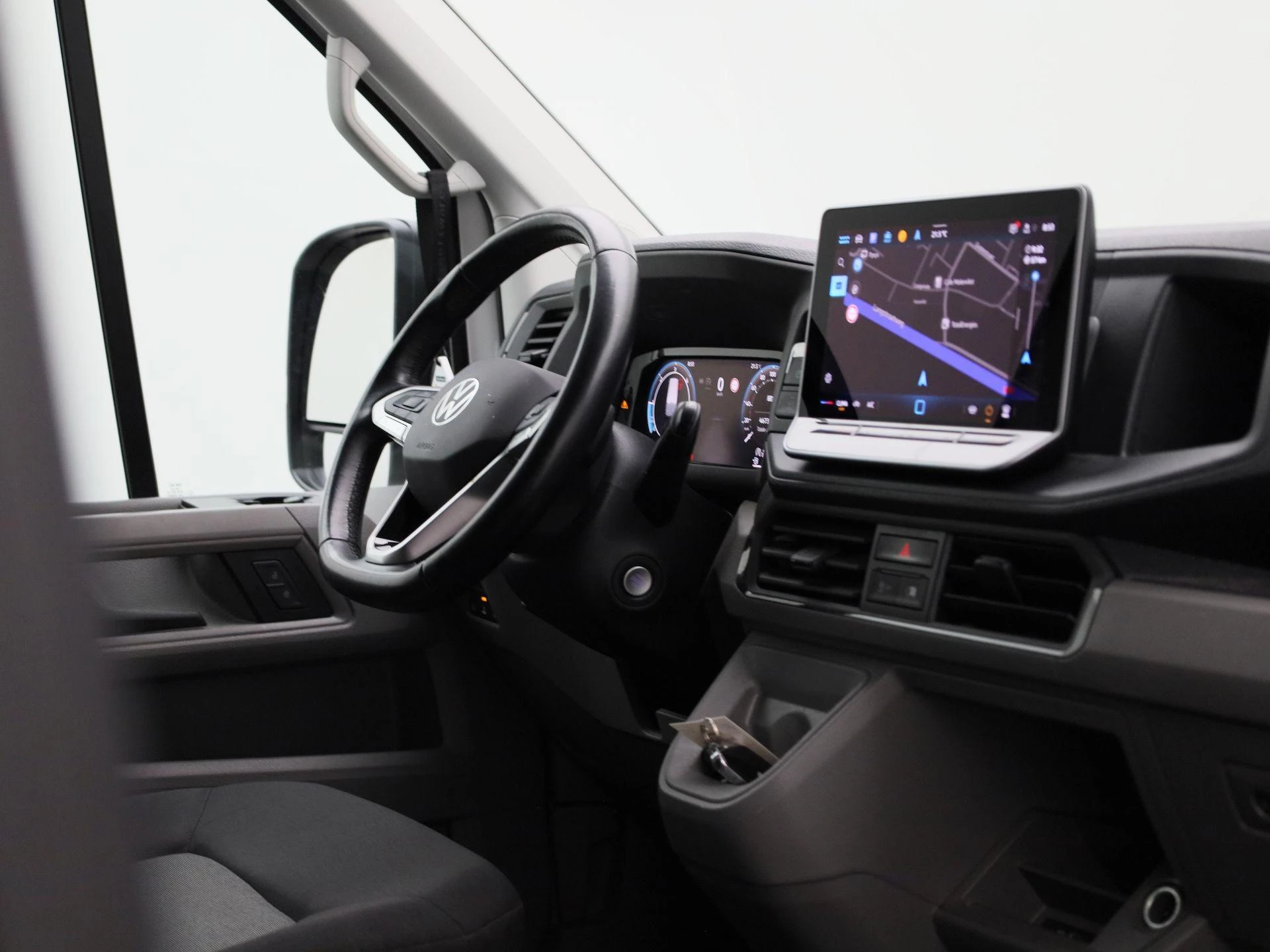 Volkswagen Crafter 2.0 TDI L3H3 Highline 140PK