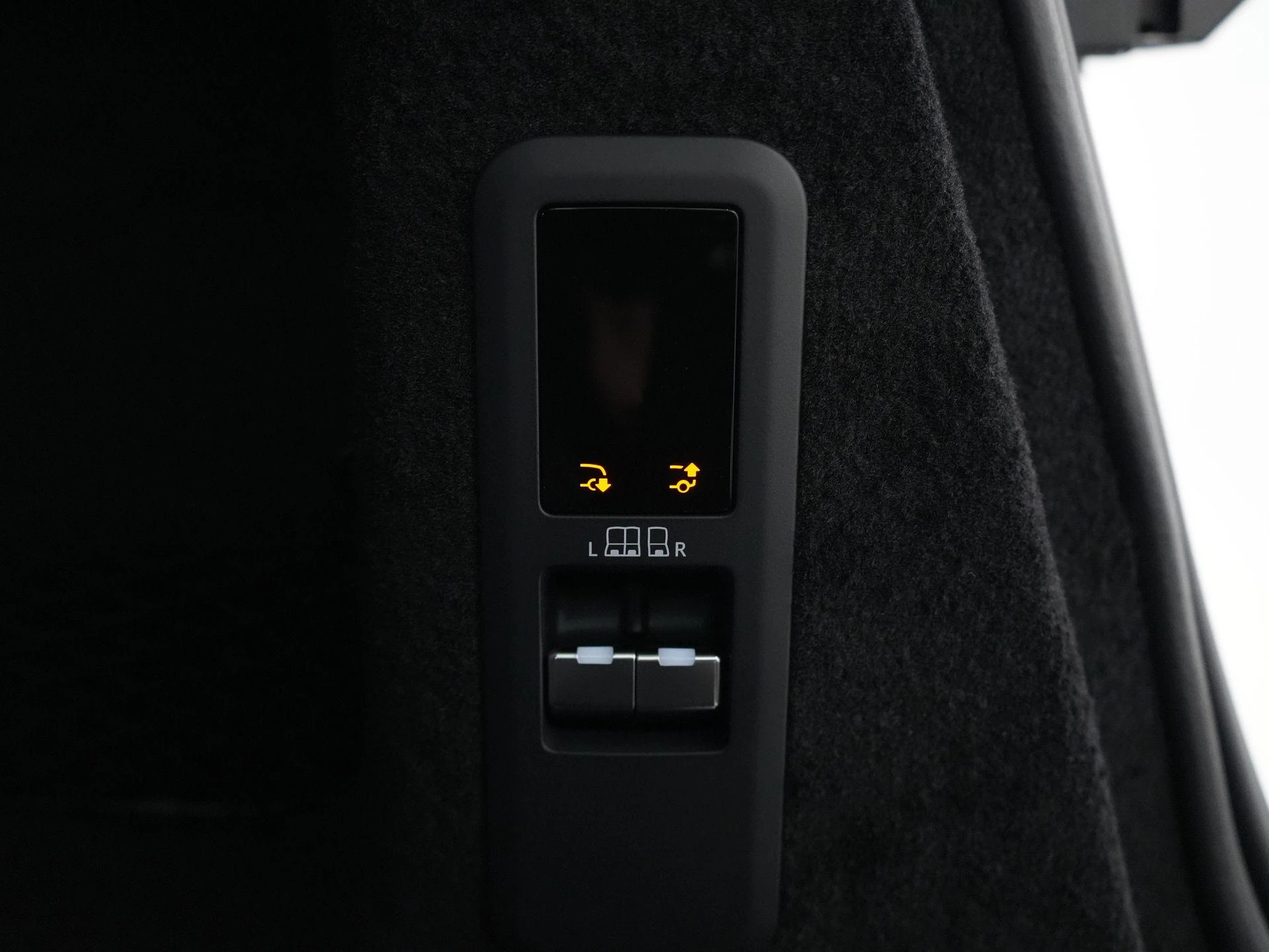Land Rover-Range Rover Sport-image-53