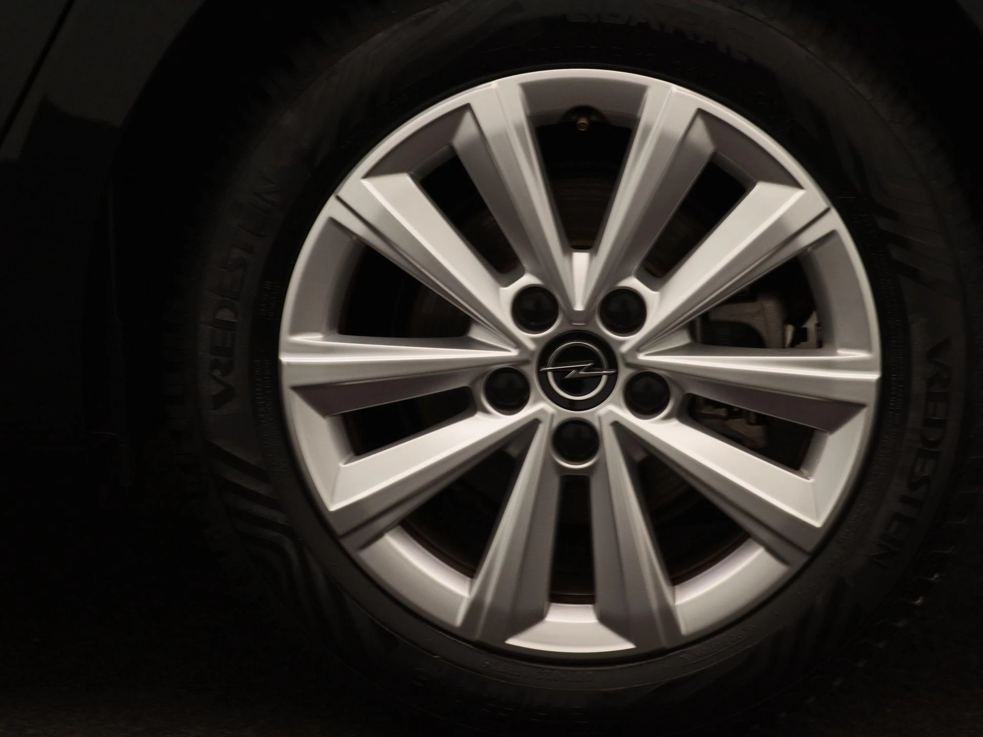 Opel-Astra-image-15