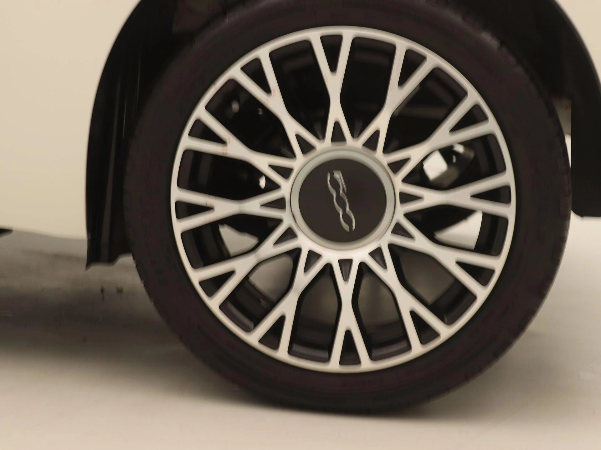Fiat-500C-image-16