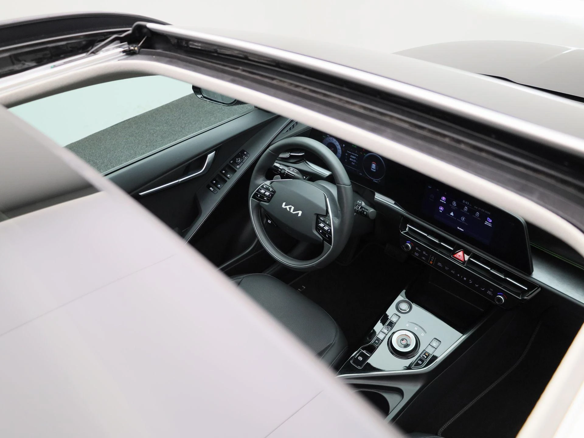 Kia-Niro-image-39