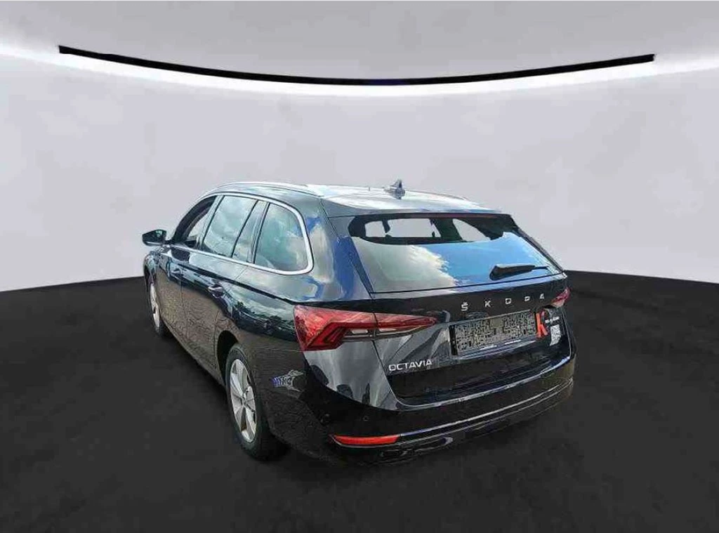 Škoda Octavia Combi 2.0 TDI DSG Style Navi, AHK