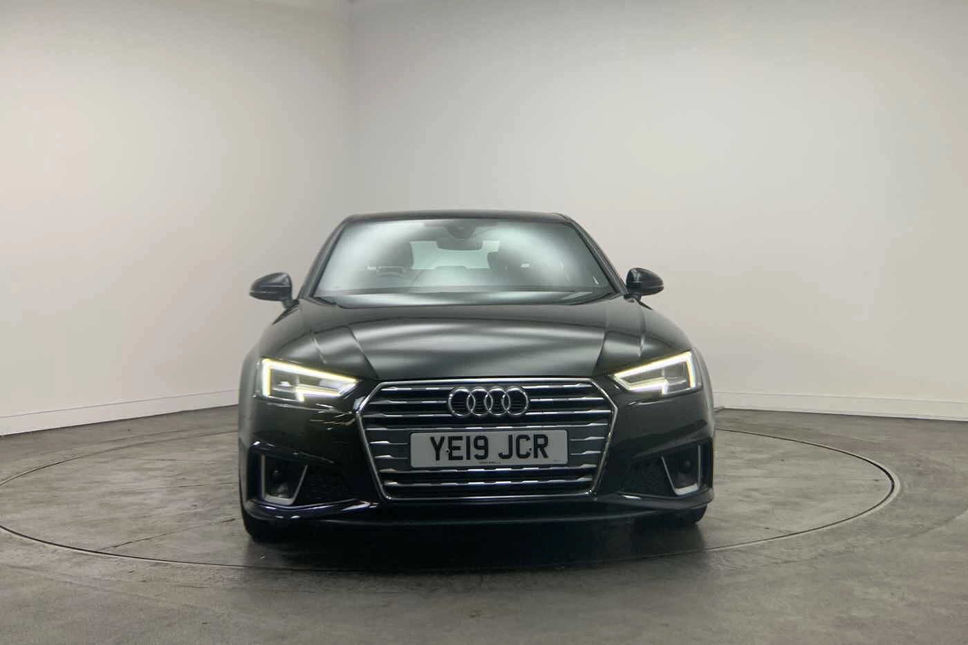 Audi-A4-image-6