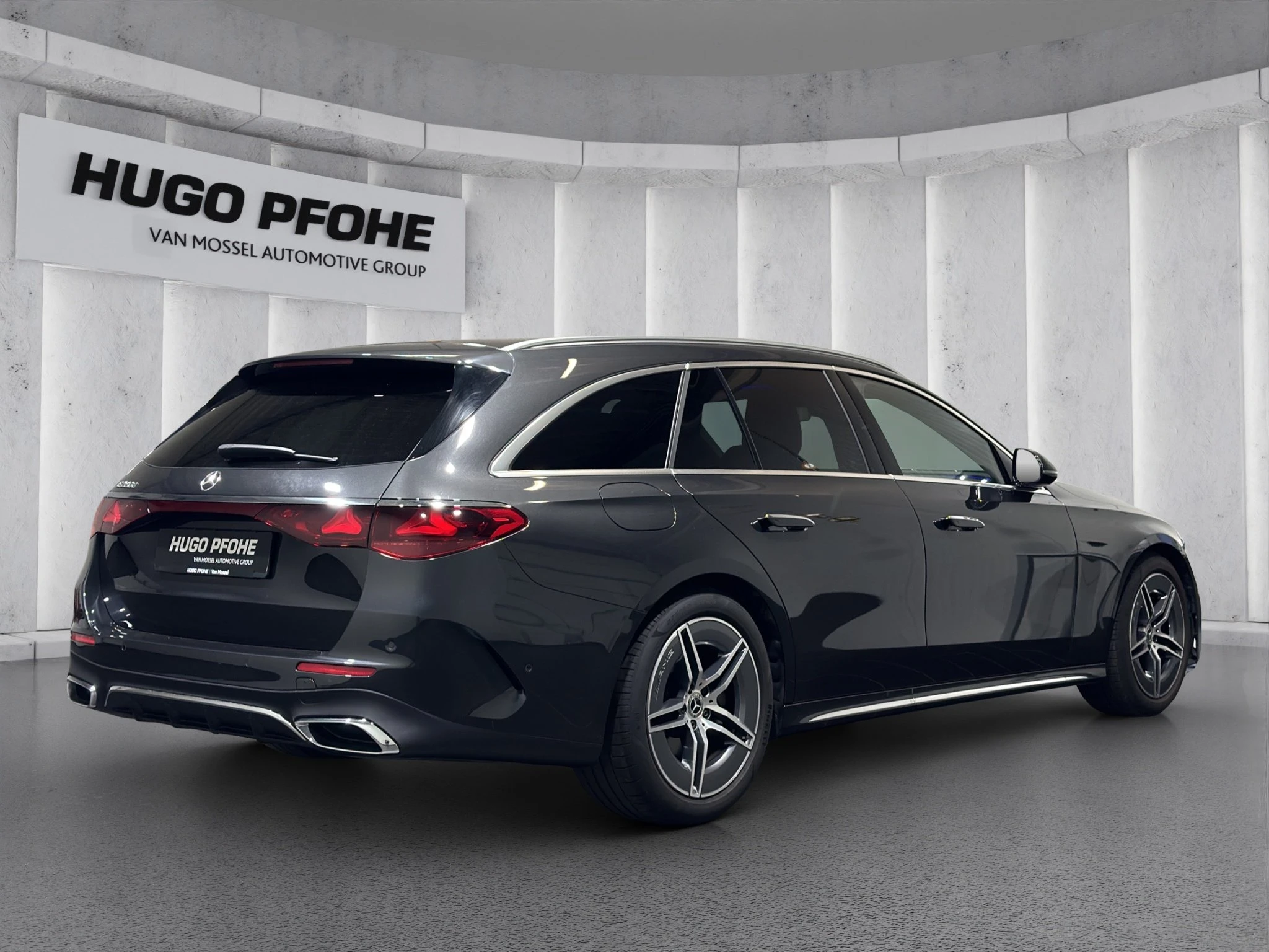 Mercedes-Benz-E-Klasse-image-4