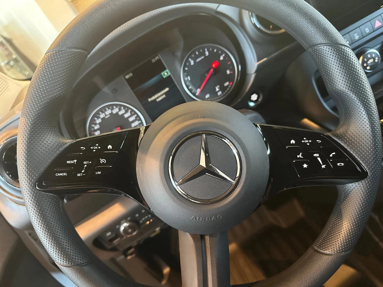 Mercedes-Benz-Citan-image-7